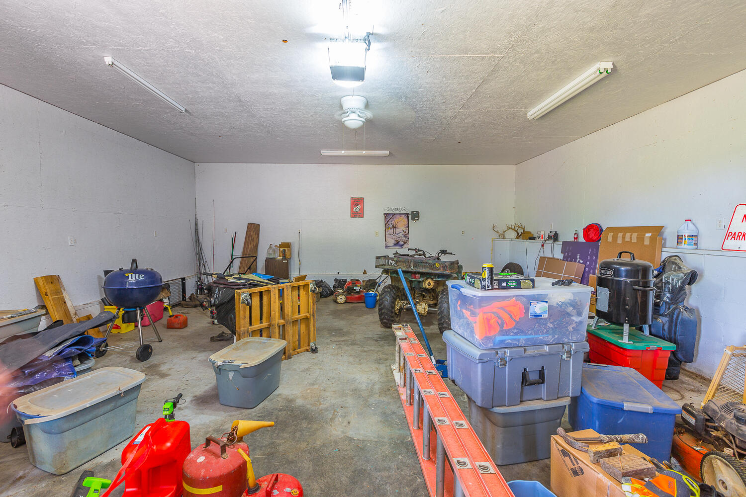 2140 E Emerson Road