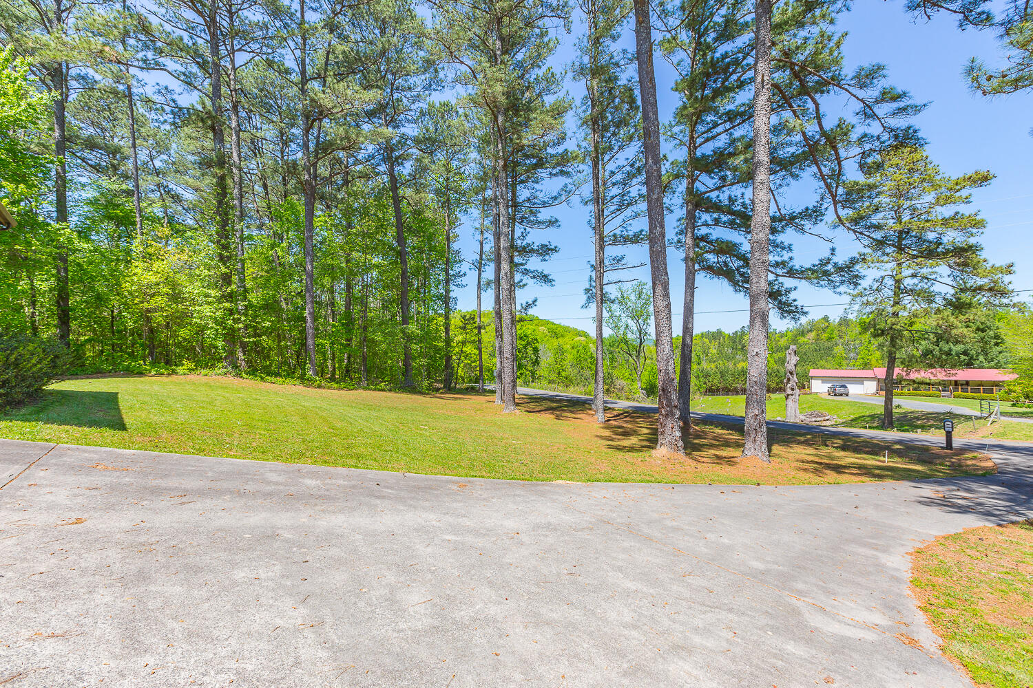 2140 E Emerson Road