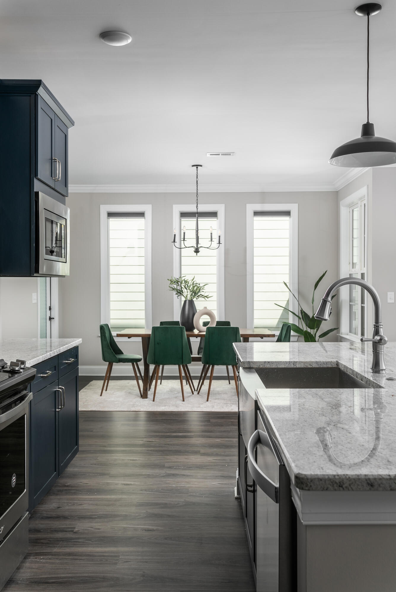 8119 Honeycomb Lane, 53