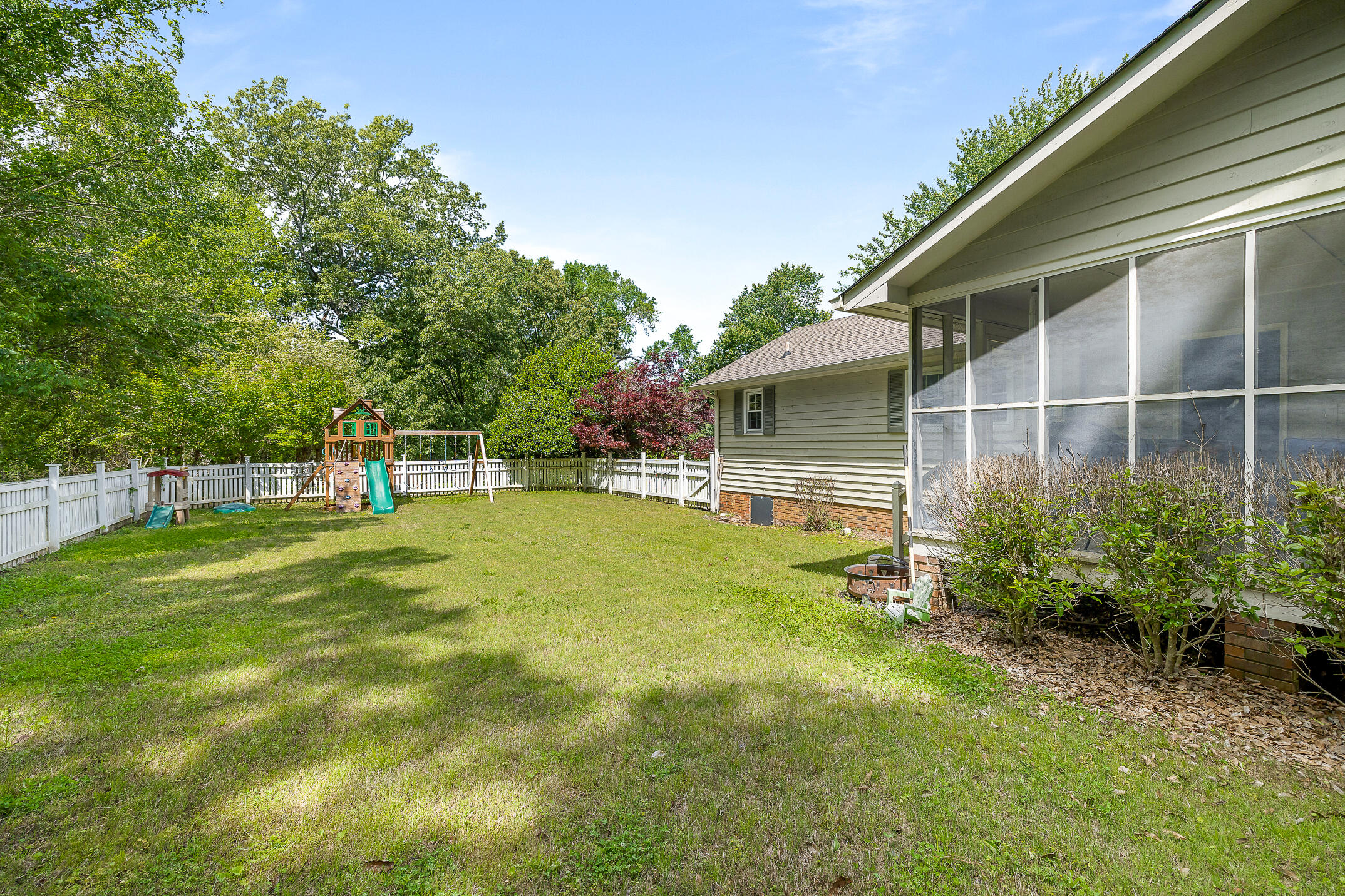135 Sahara Lane