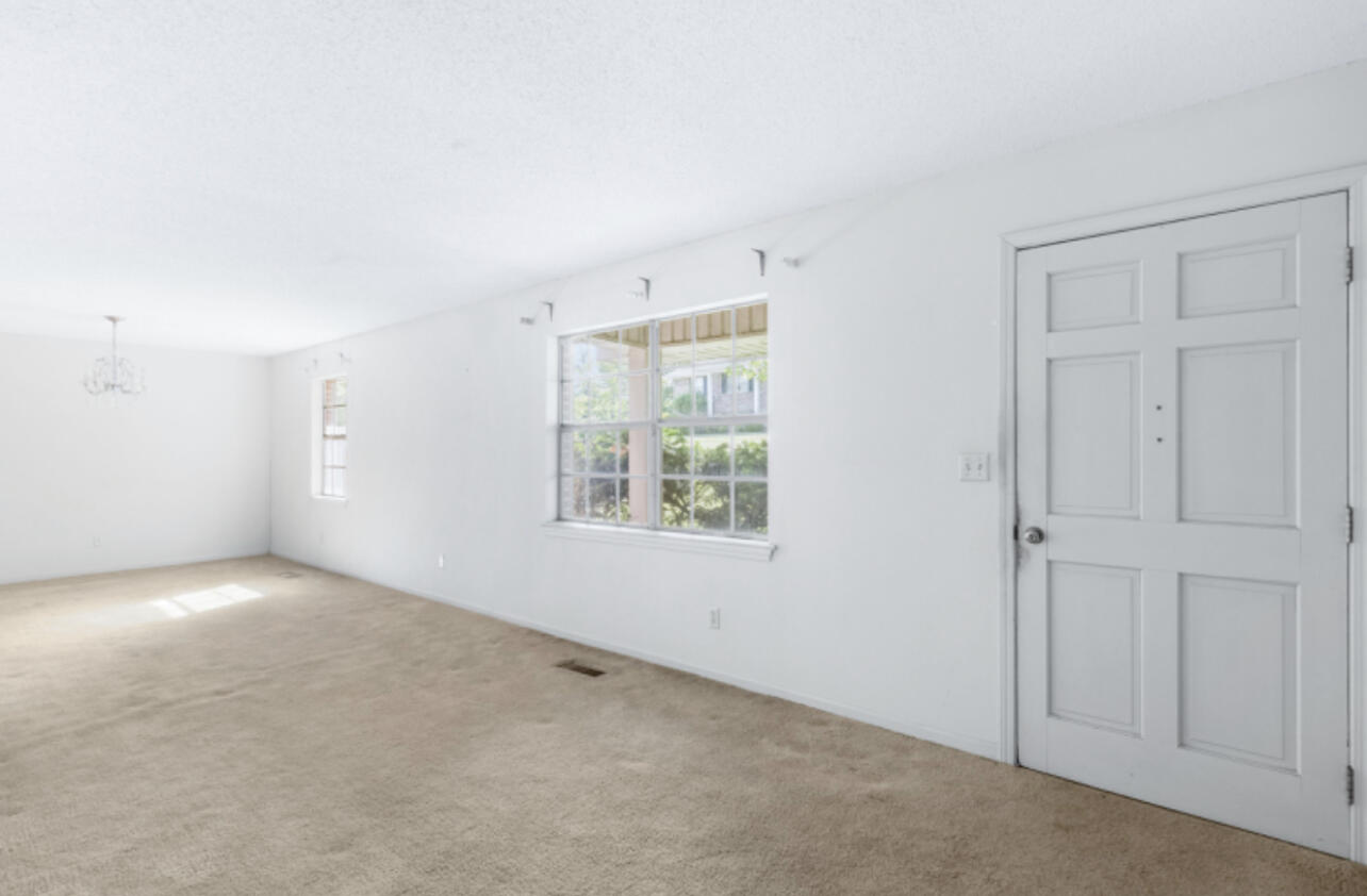 174 S Mission Ridge Drive