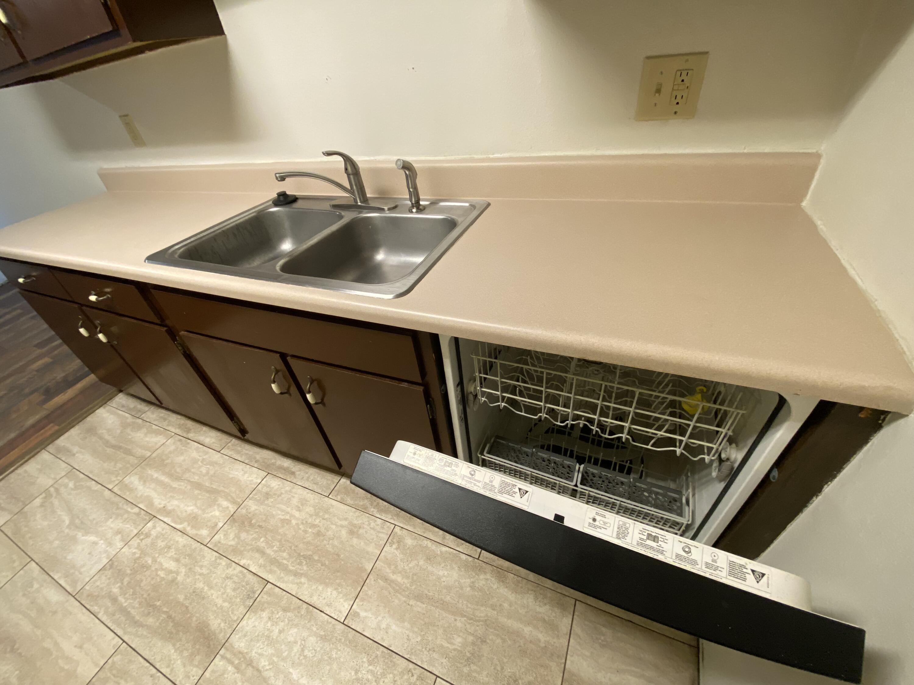 900 Mountain Creek Road, # 208
