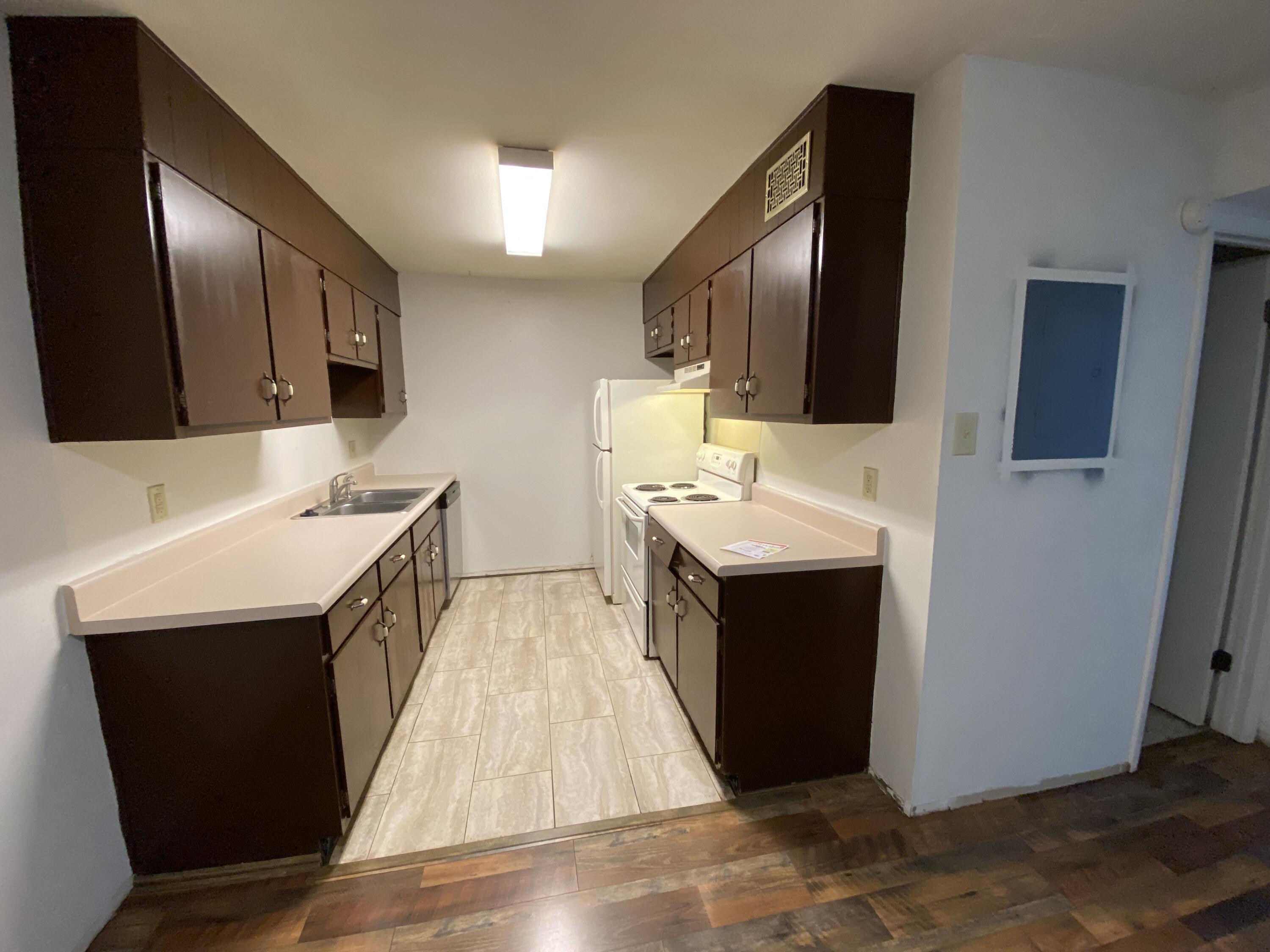 900 Mountain Creek Road, # 208