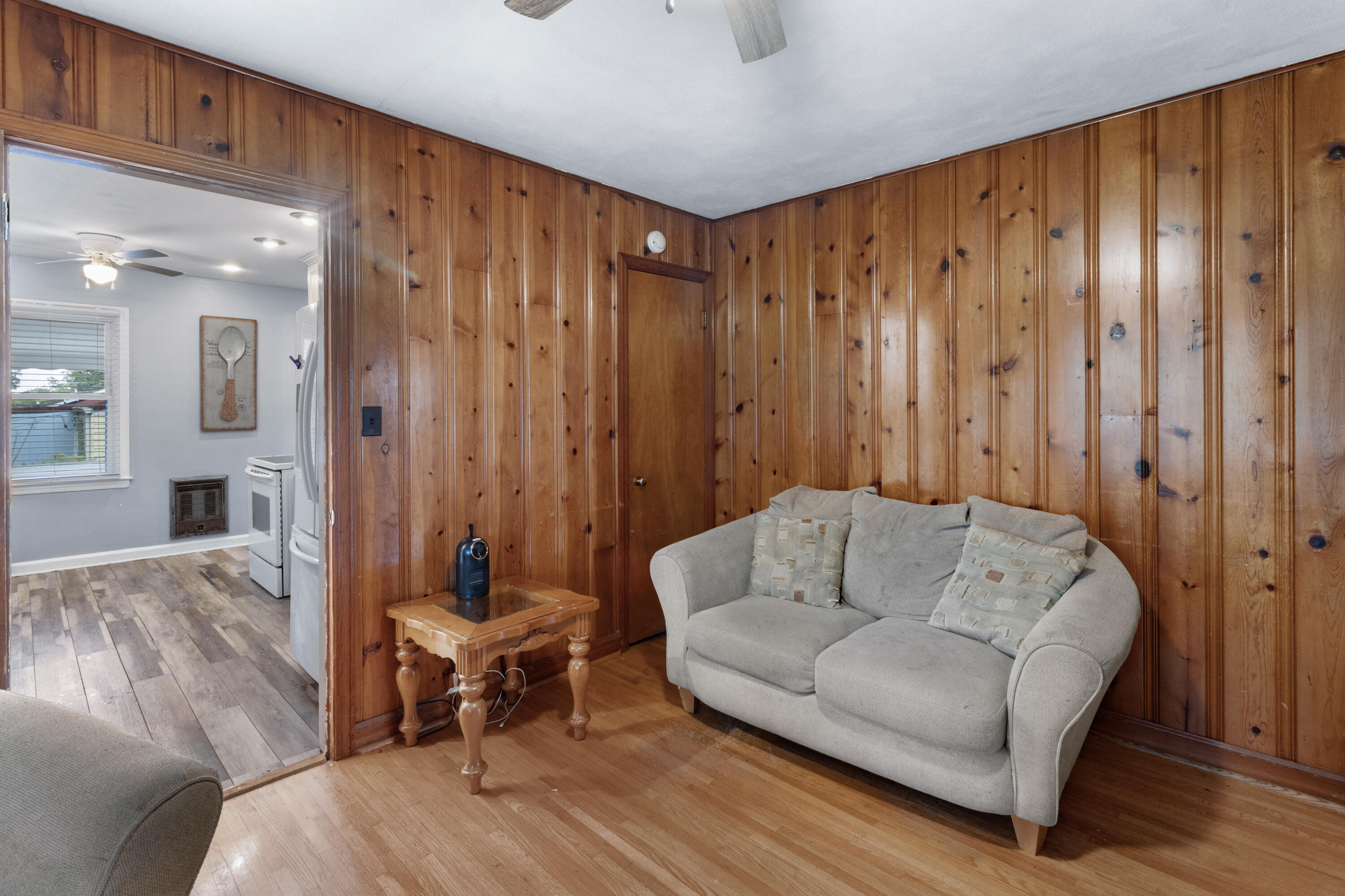 3821 Pin Oak Terrace