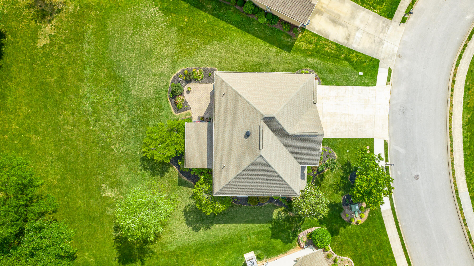 7016 Homestead Circle