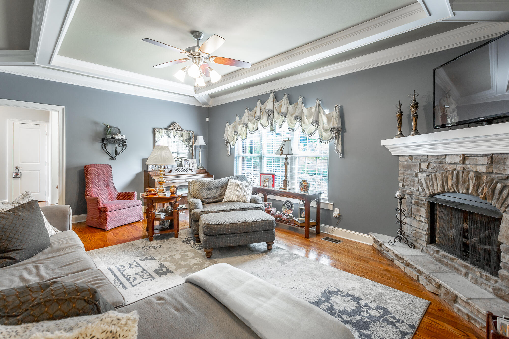 7016 Homestead Circle