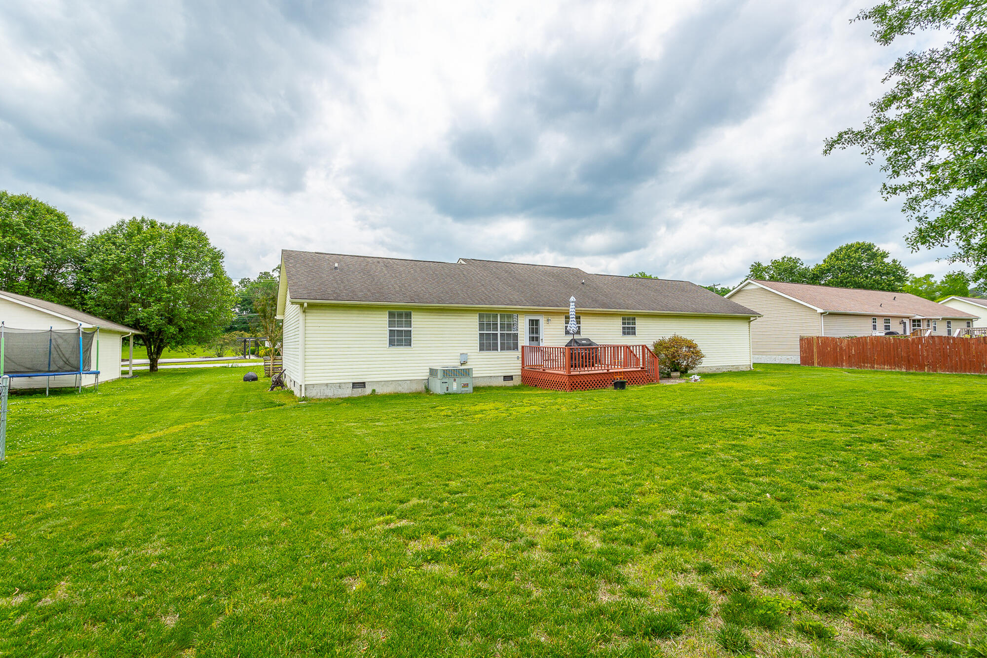 8402 Daisy Dallas Road