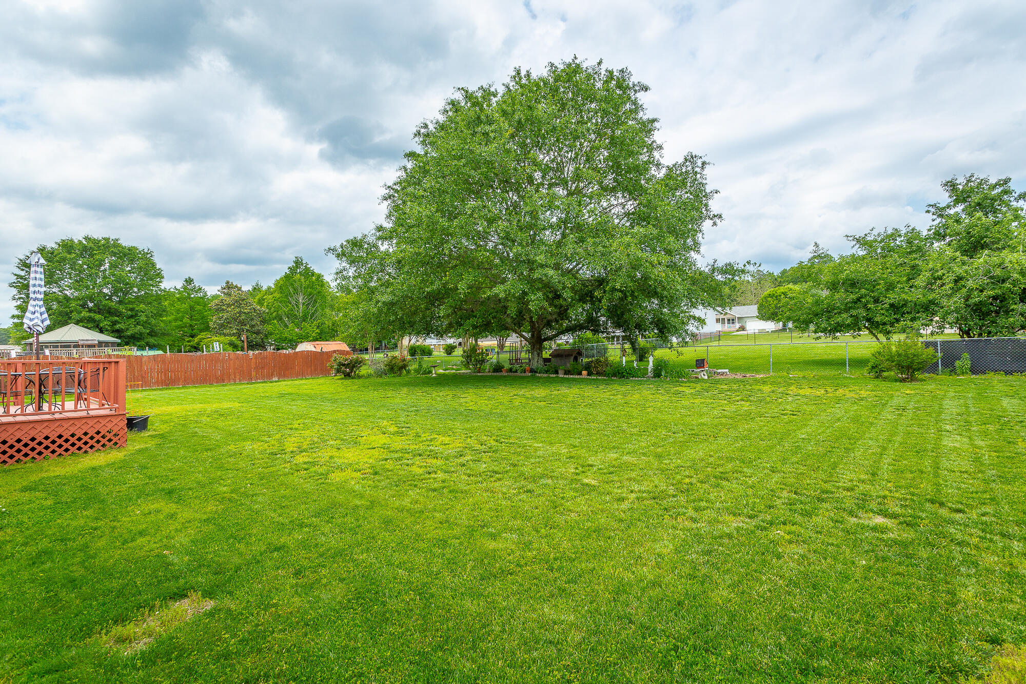 8402 Daisy Dallas Road