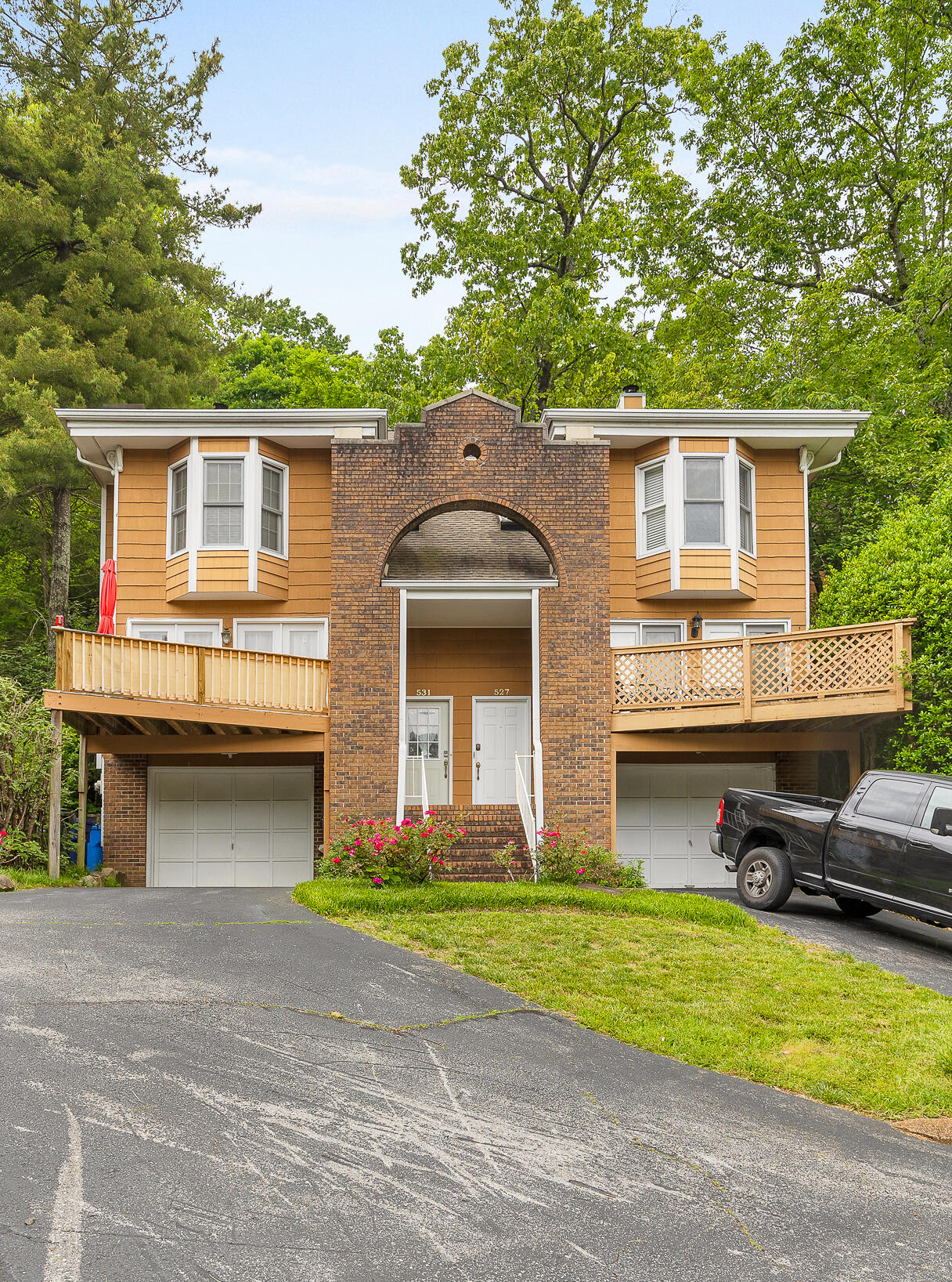 531 Winterview Lane