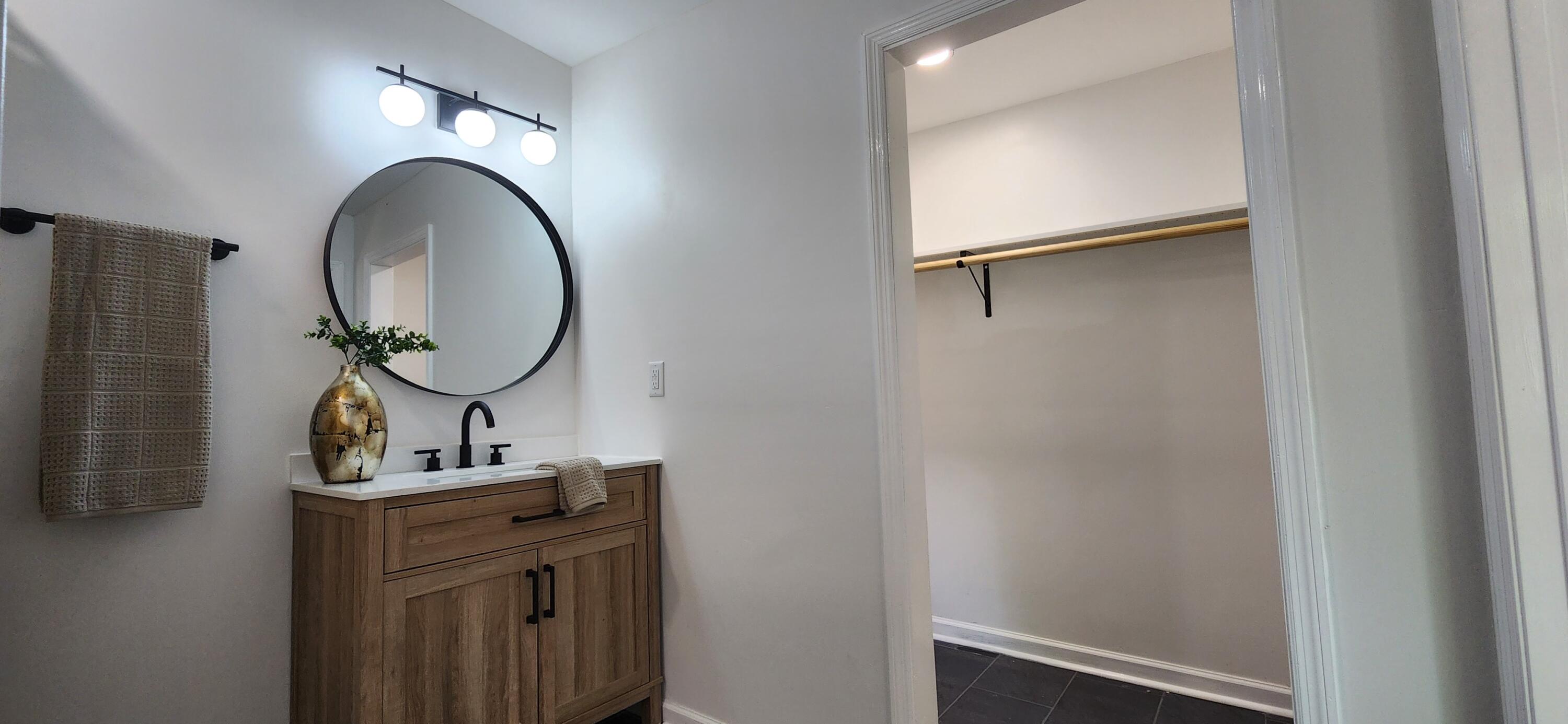 5407 Sunnyside Avenue