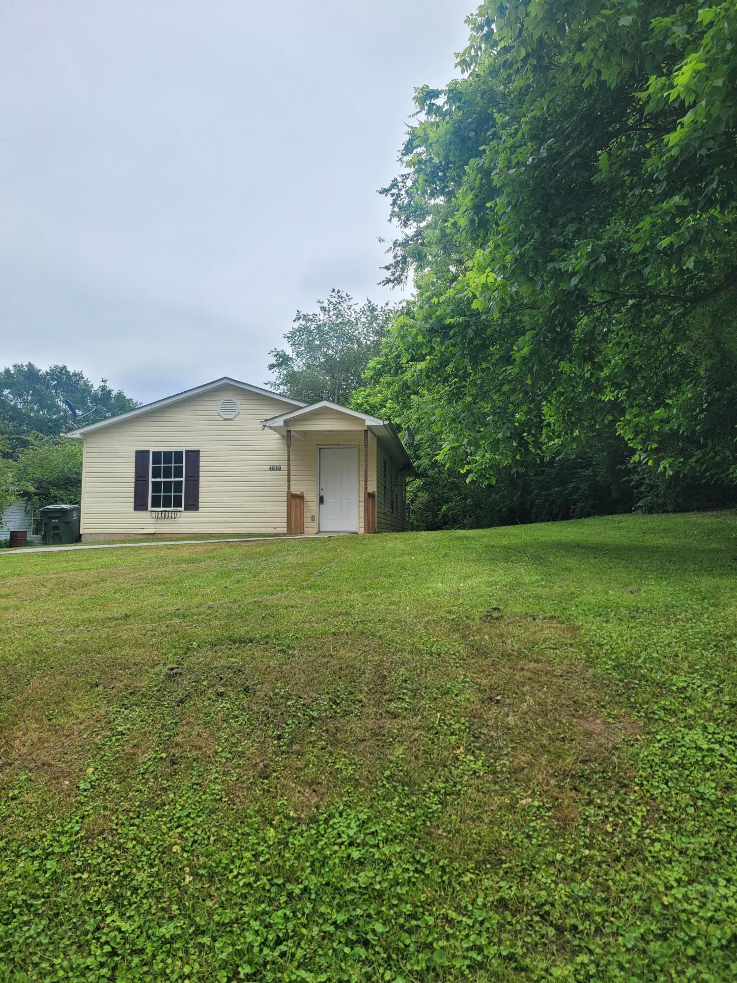 4010 Meadow Lane