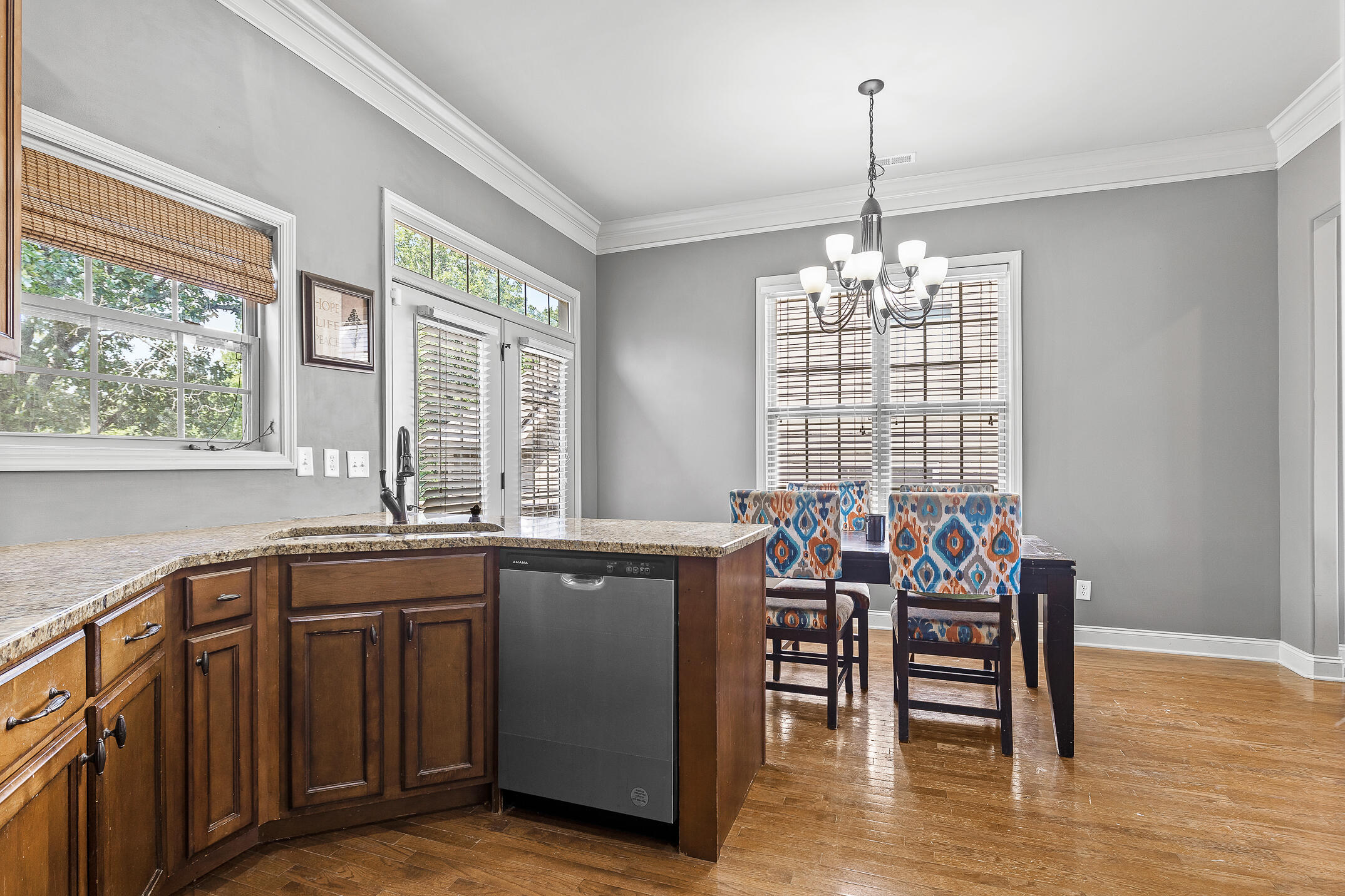 6696 Kenton Ridge Circle