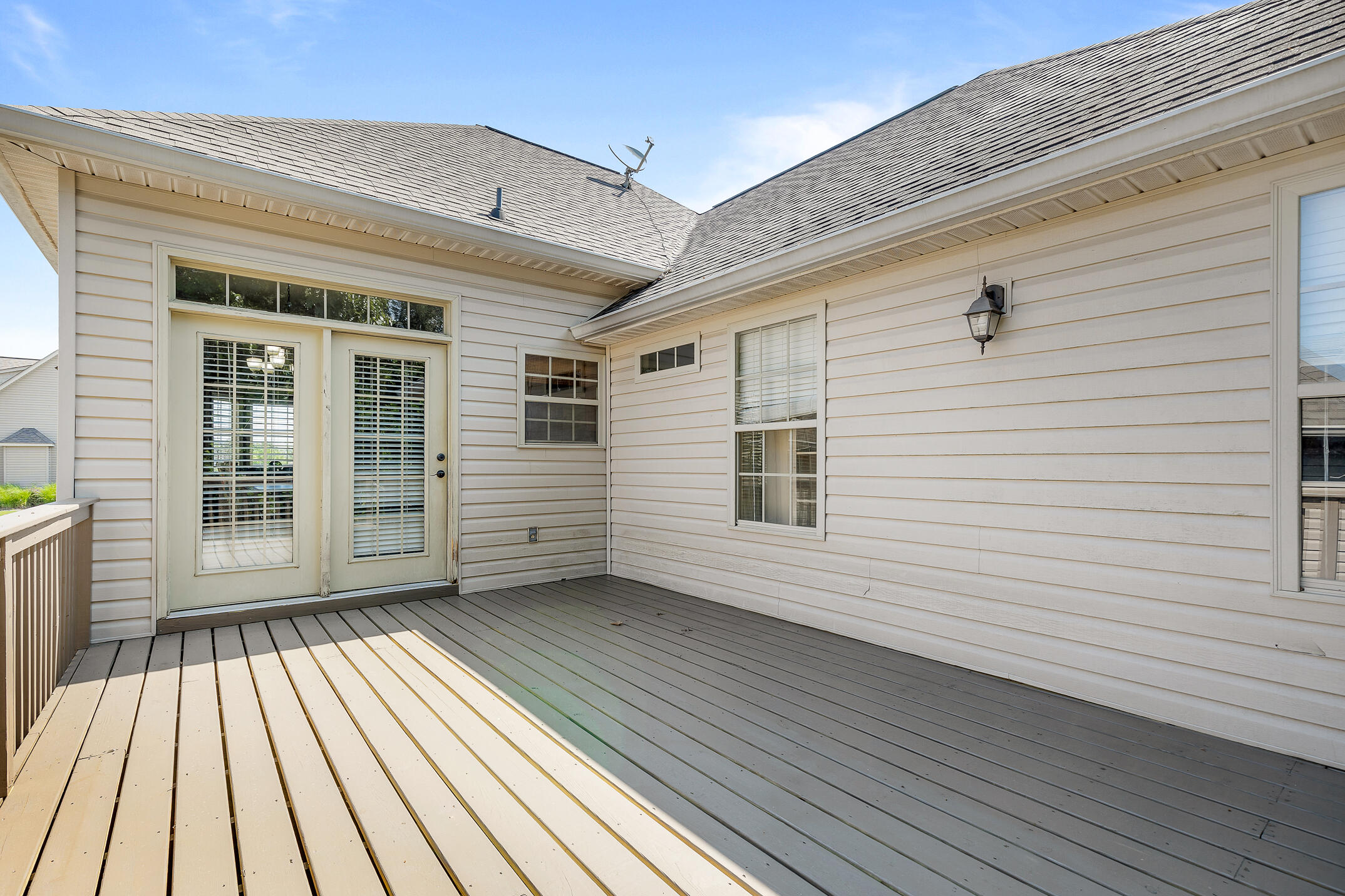 6696 Kenton Ridge Circle