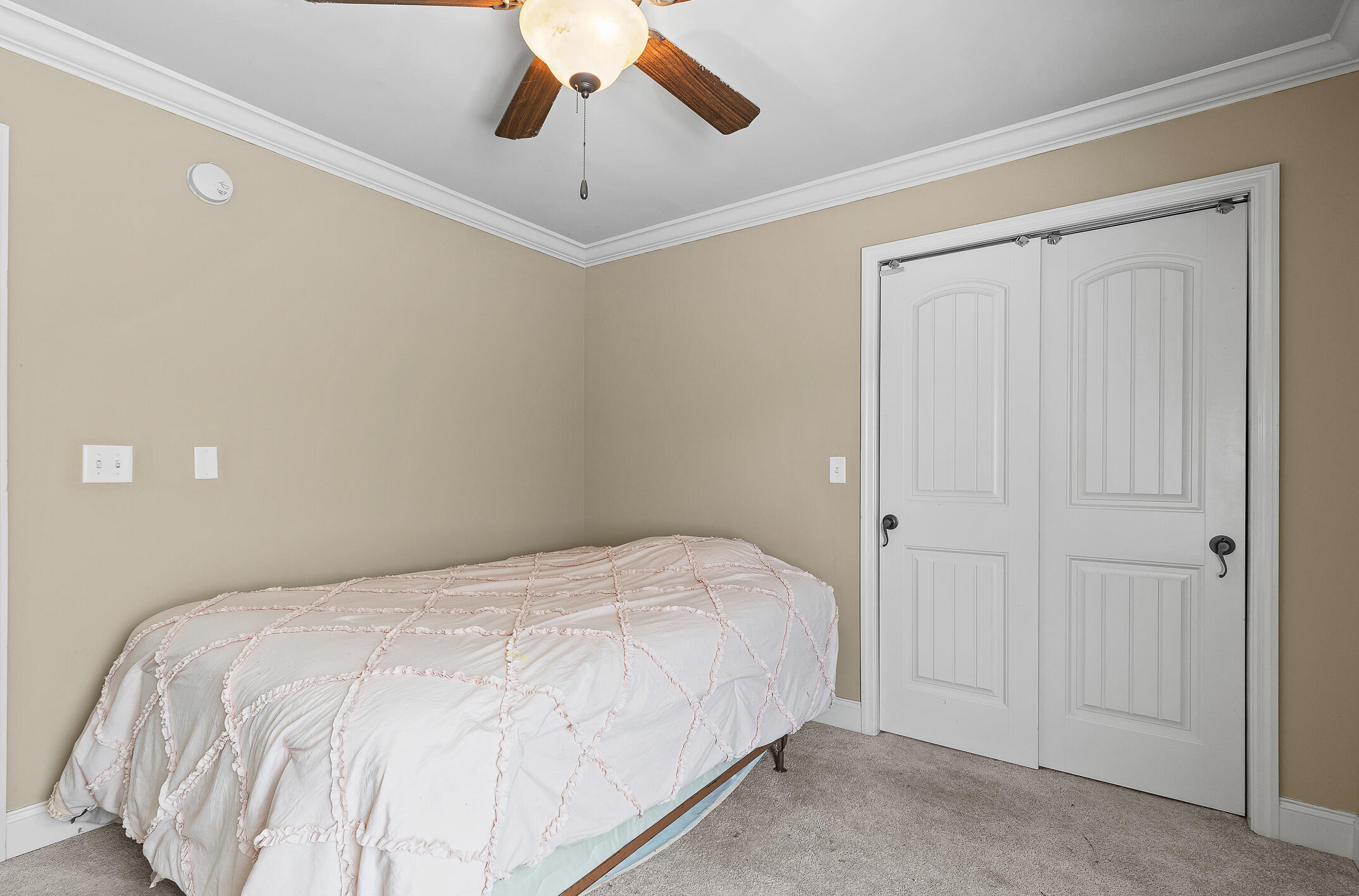 6696 Kenton Ridge Circle