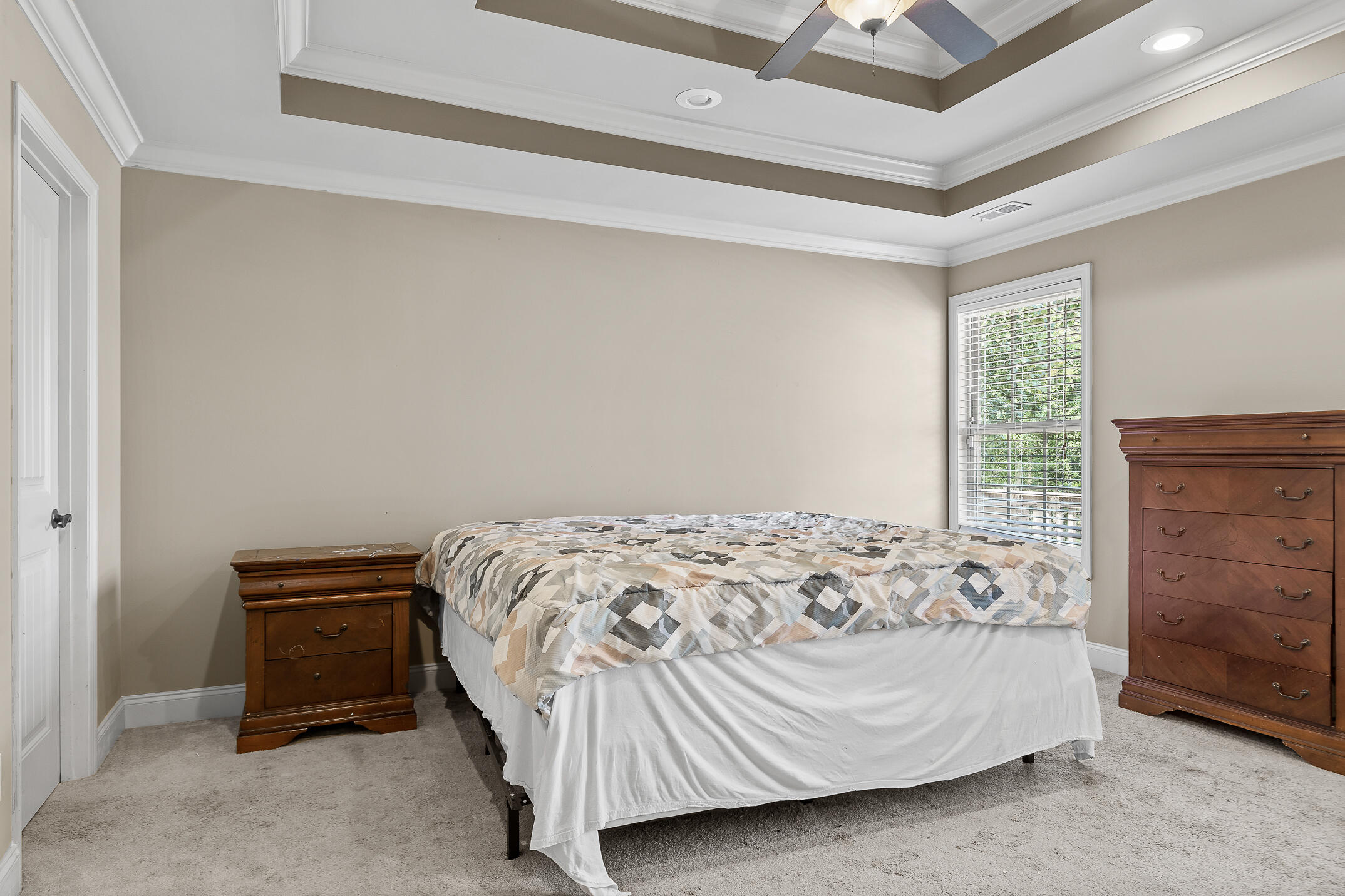 6696 Kenton Ridge Circle
