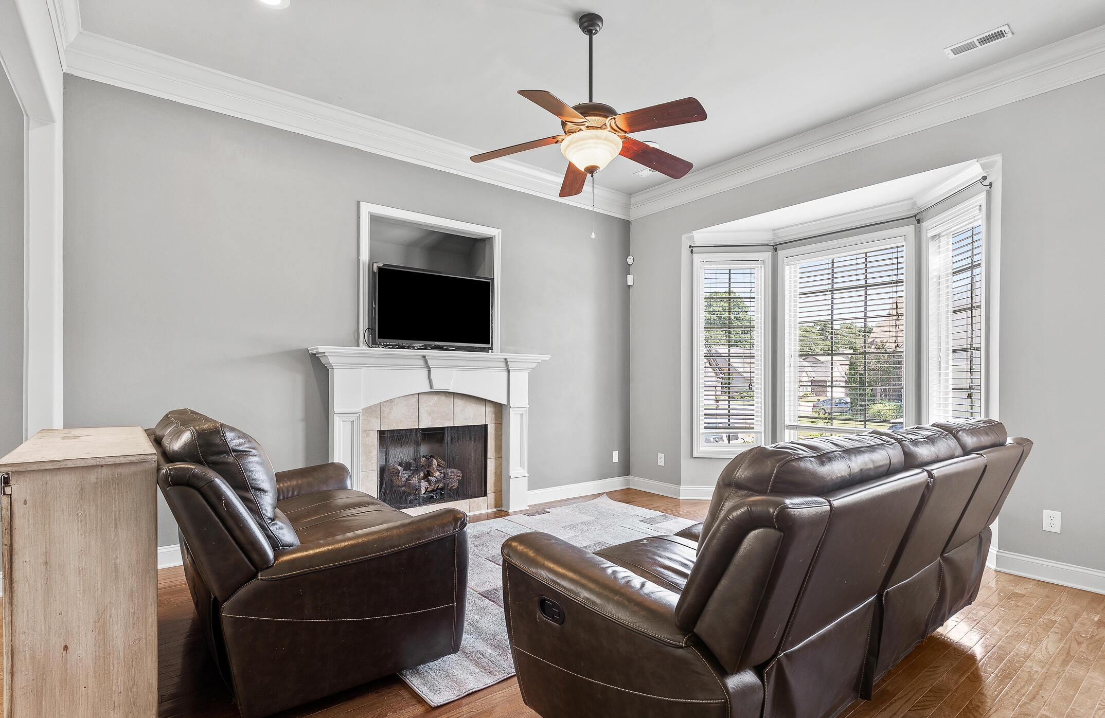 6696 Kenton Ridge Circle