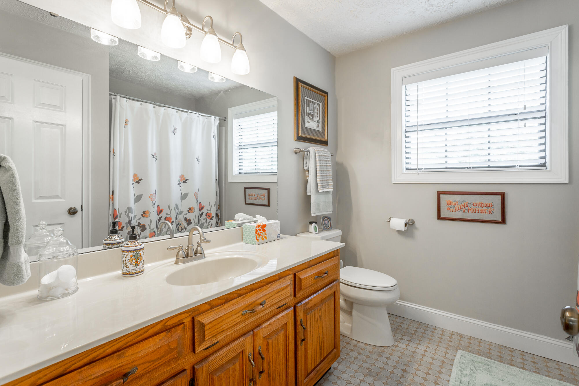 919 Rose Marie Court