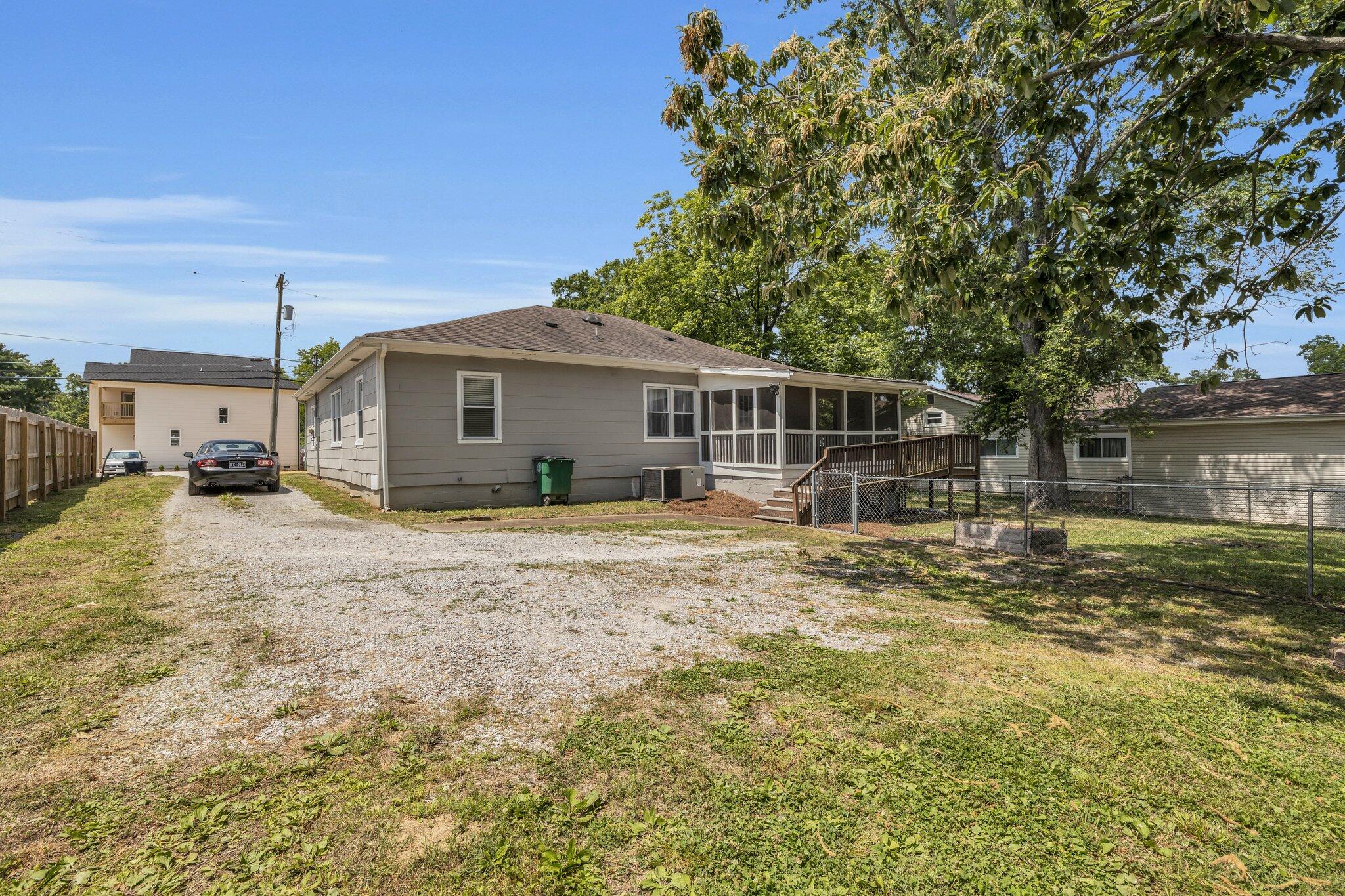 5505 Clemons Road