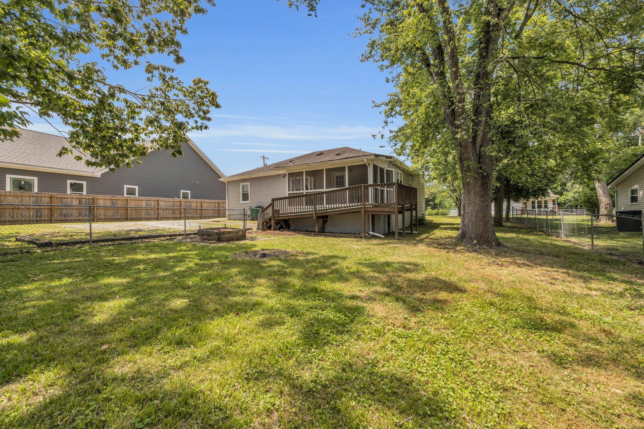 5505 Clemons Road