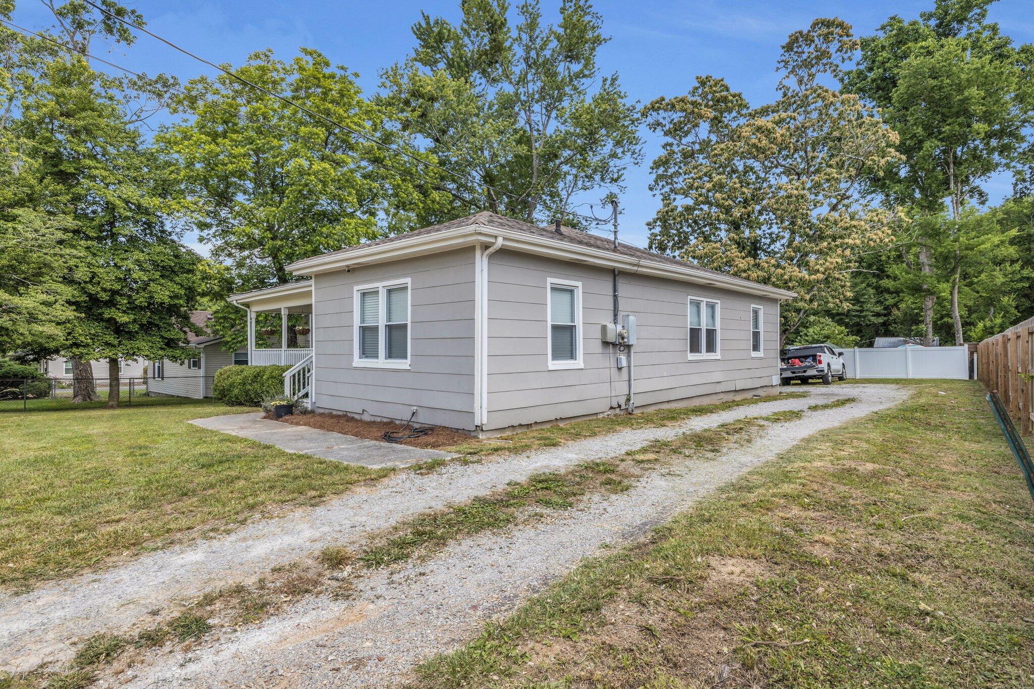 5505 Clemons Road