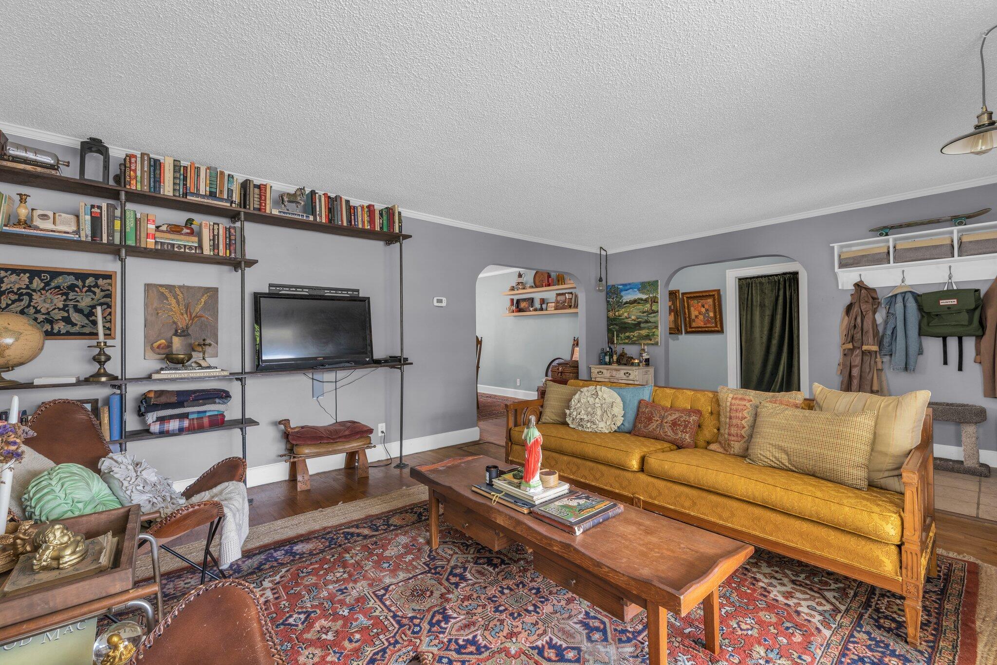 5505 Clemons Road