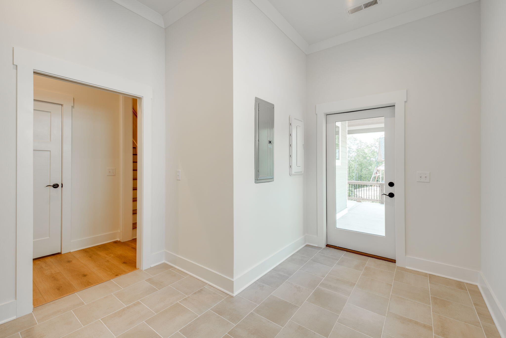 5084 Virginia Pine Road, 98