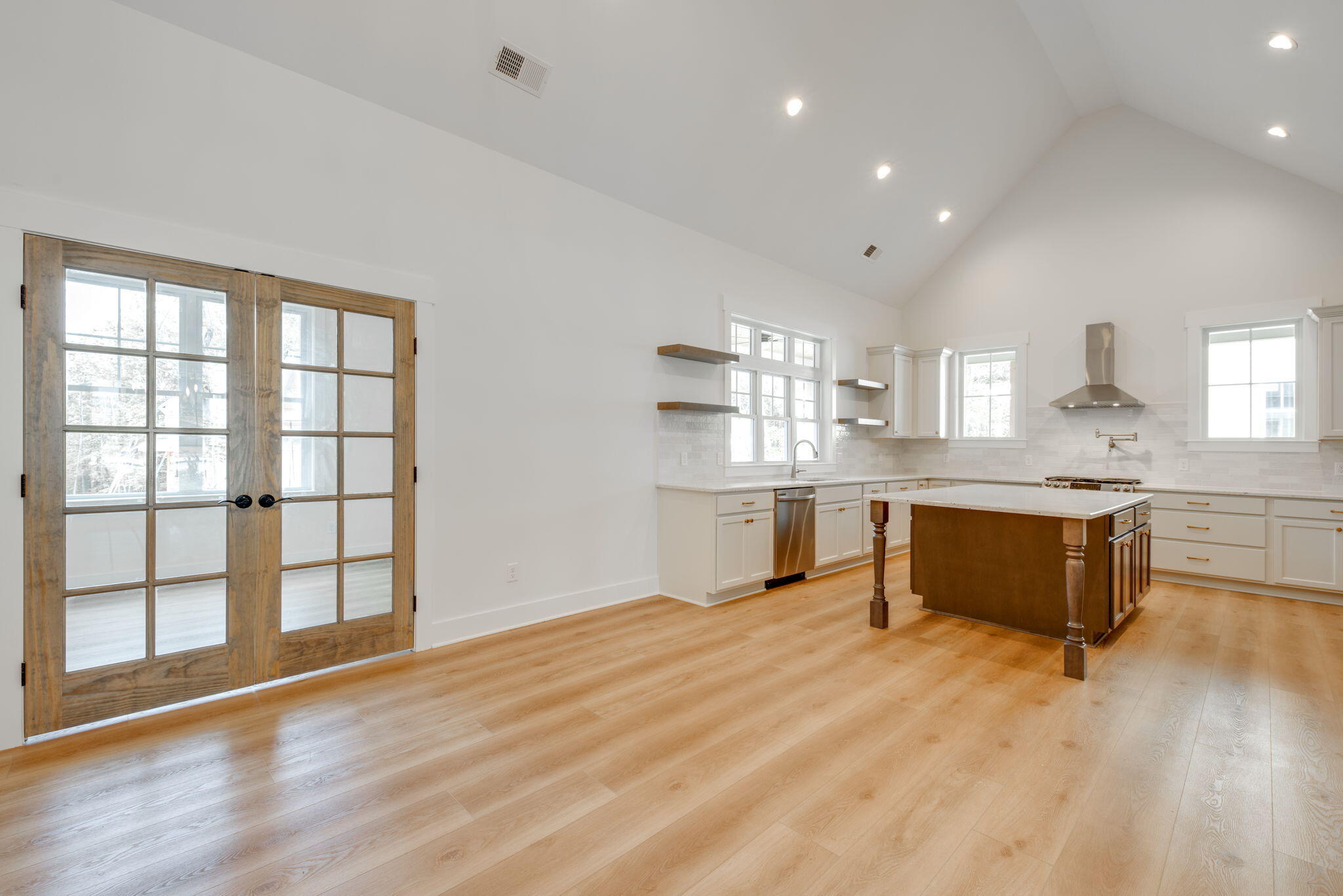 5084 Virginia Pine Road, 98