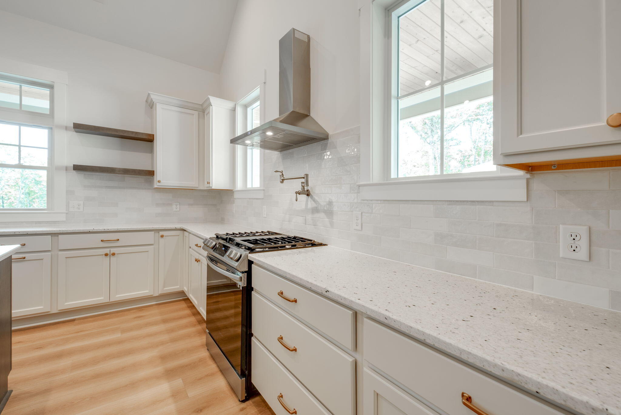 5084 Virginia Pine Road, 98