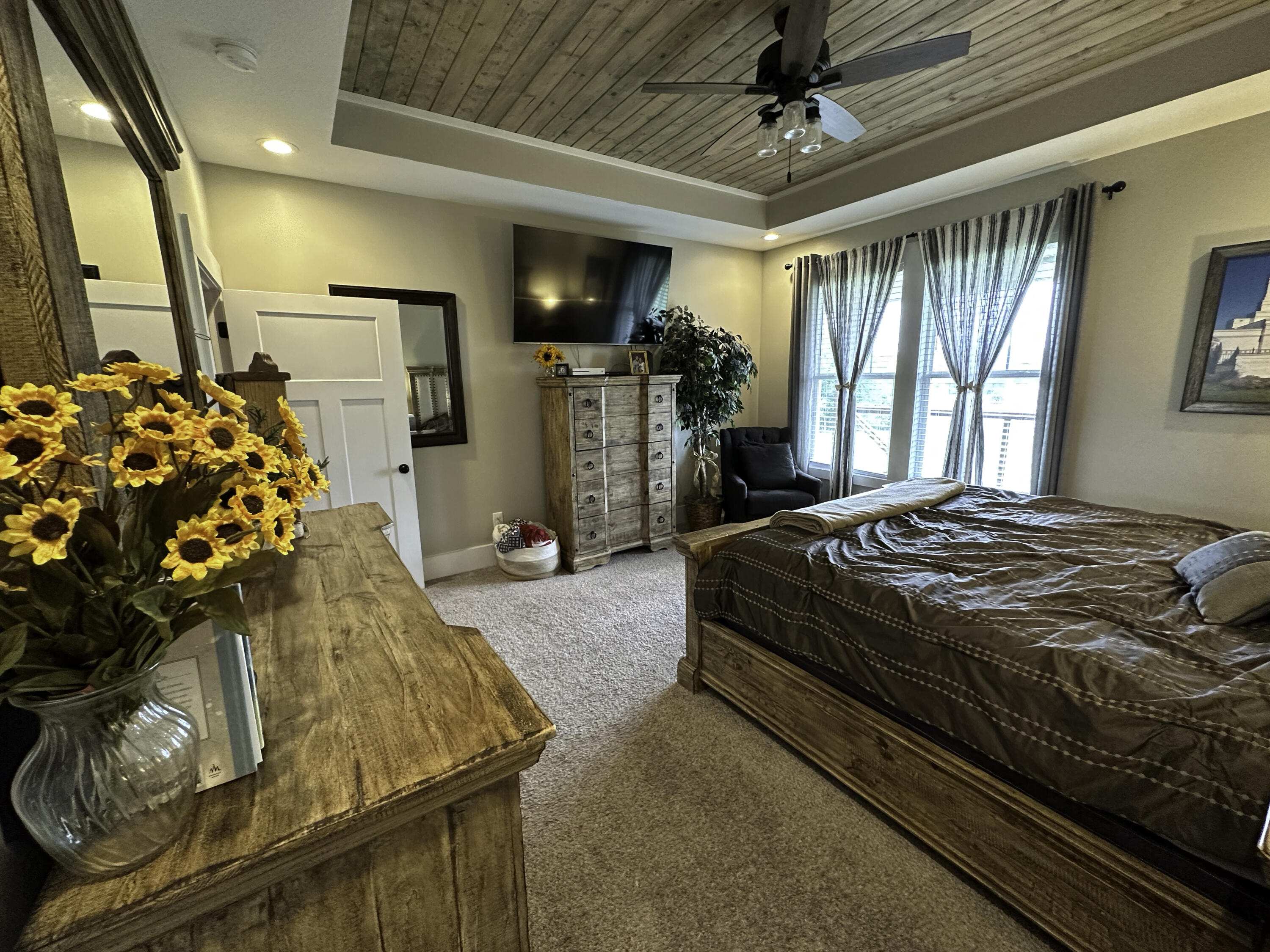 56 N Ridge Drive, LaFayette