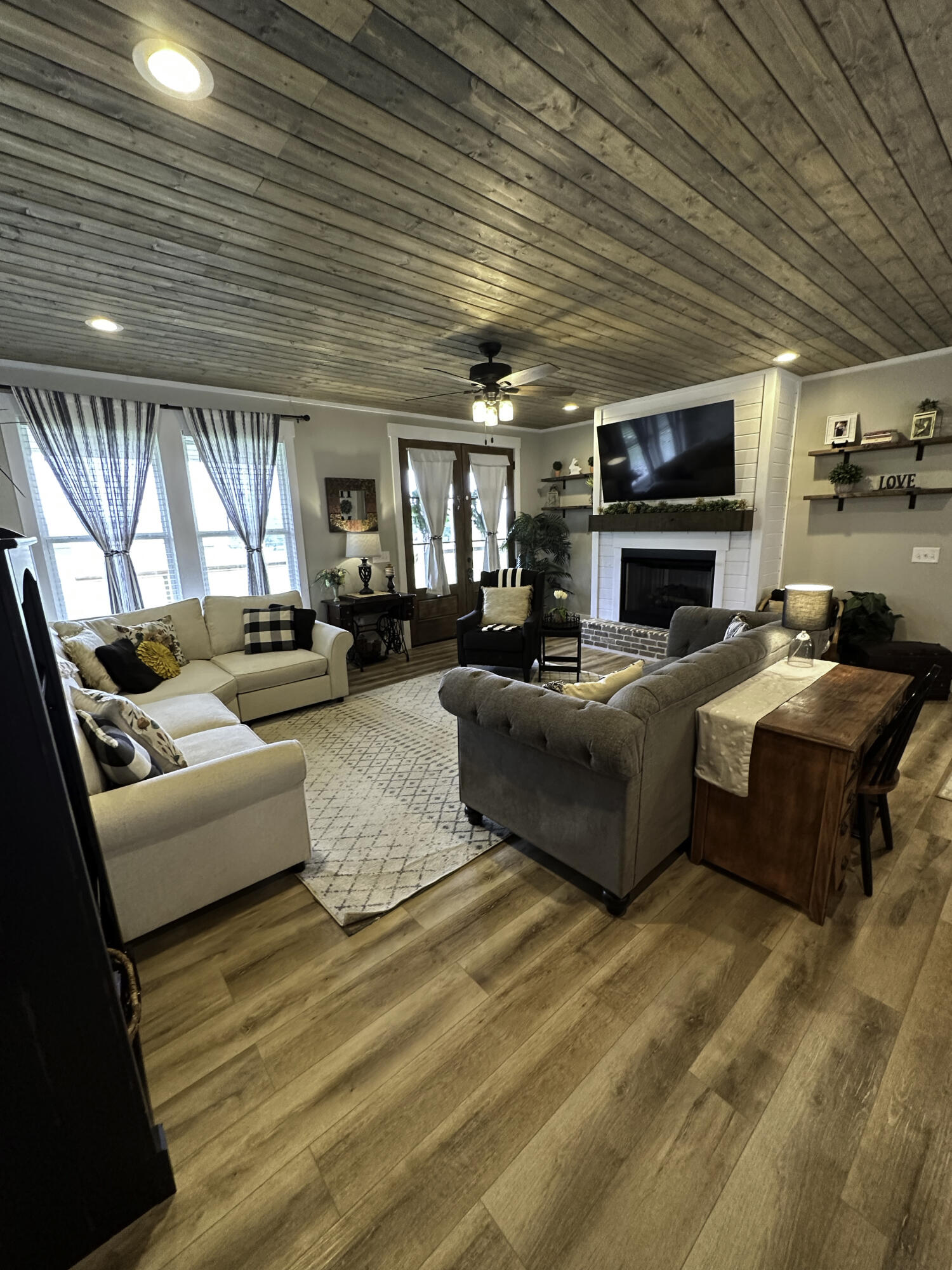 56 N Ridge Drive, LaFayette