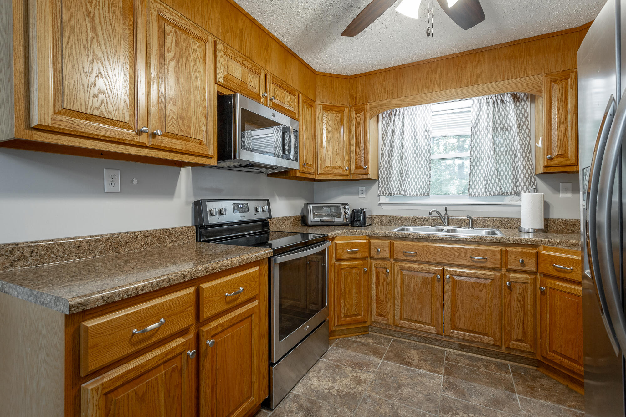 358 Oakwood Terrace
