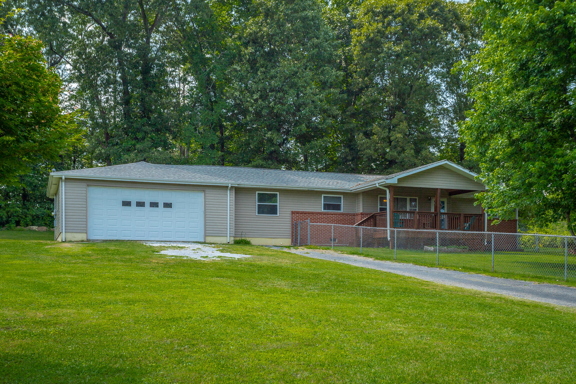 358 Oakwood Terrace