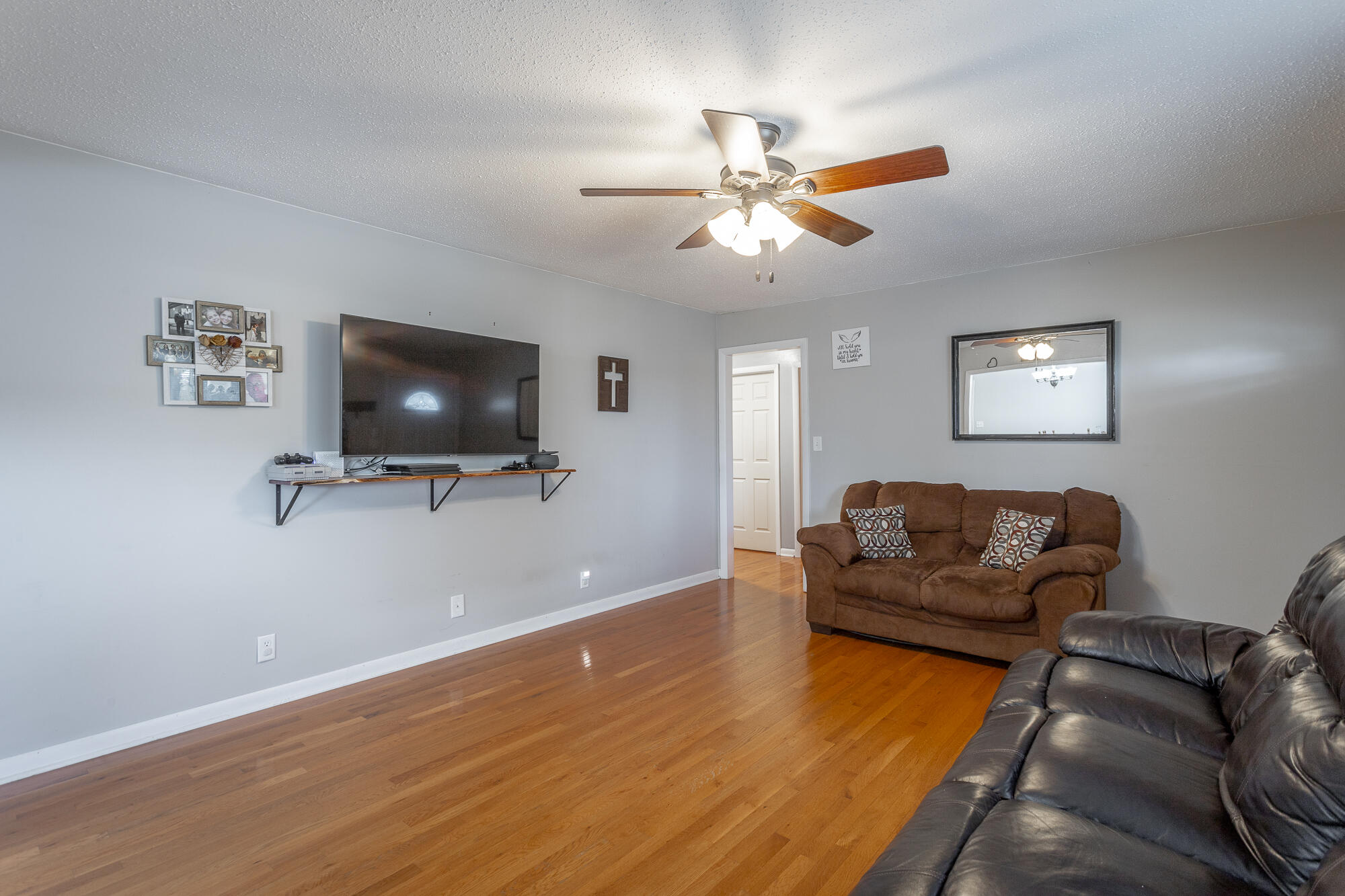 358 Oakwood Terrace