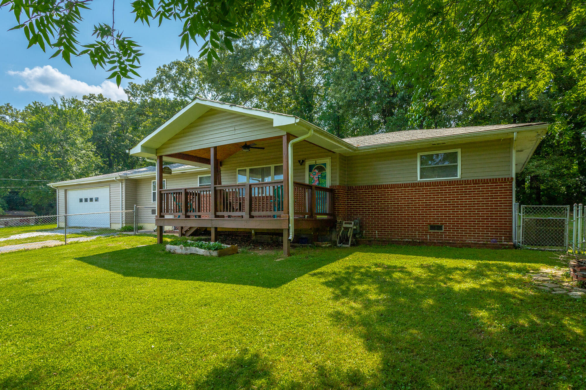 358 Oakwood Terrace