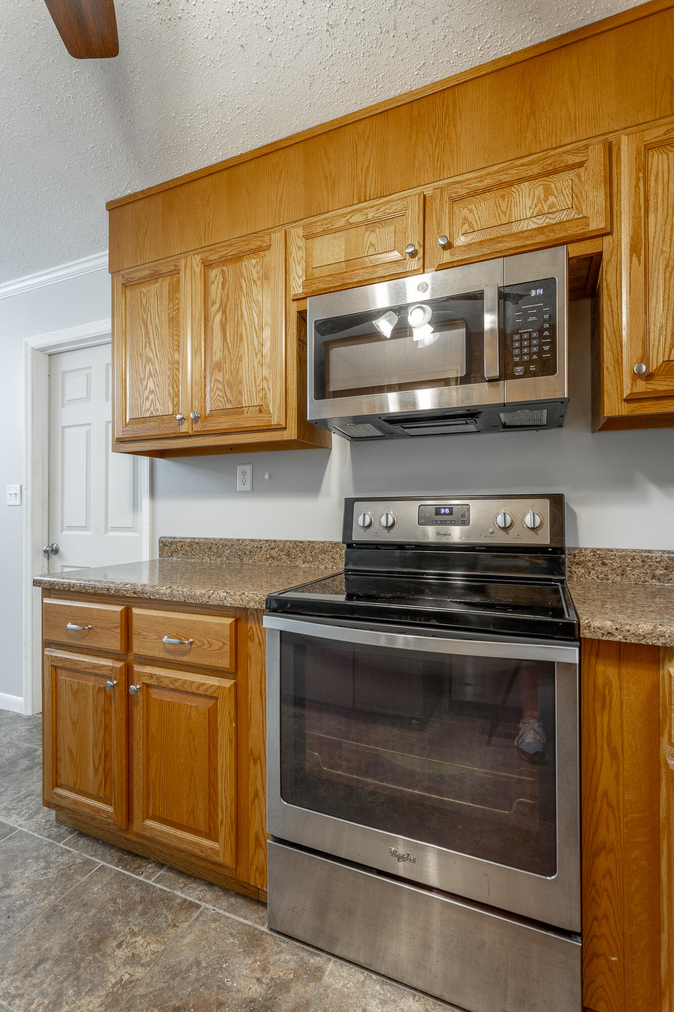 358 Oakwood Terrace