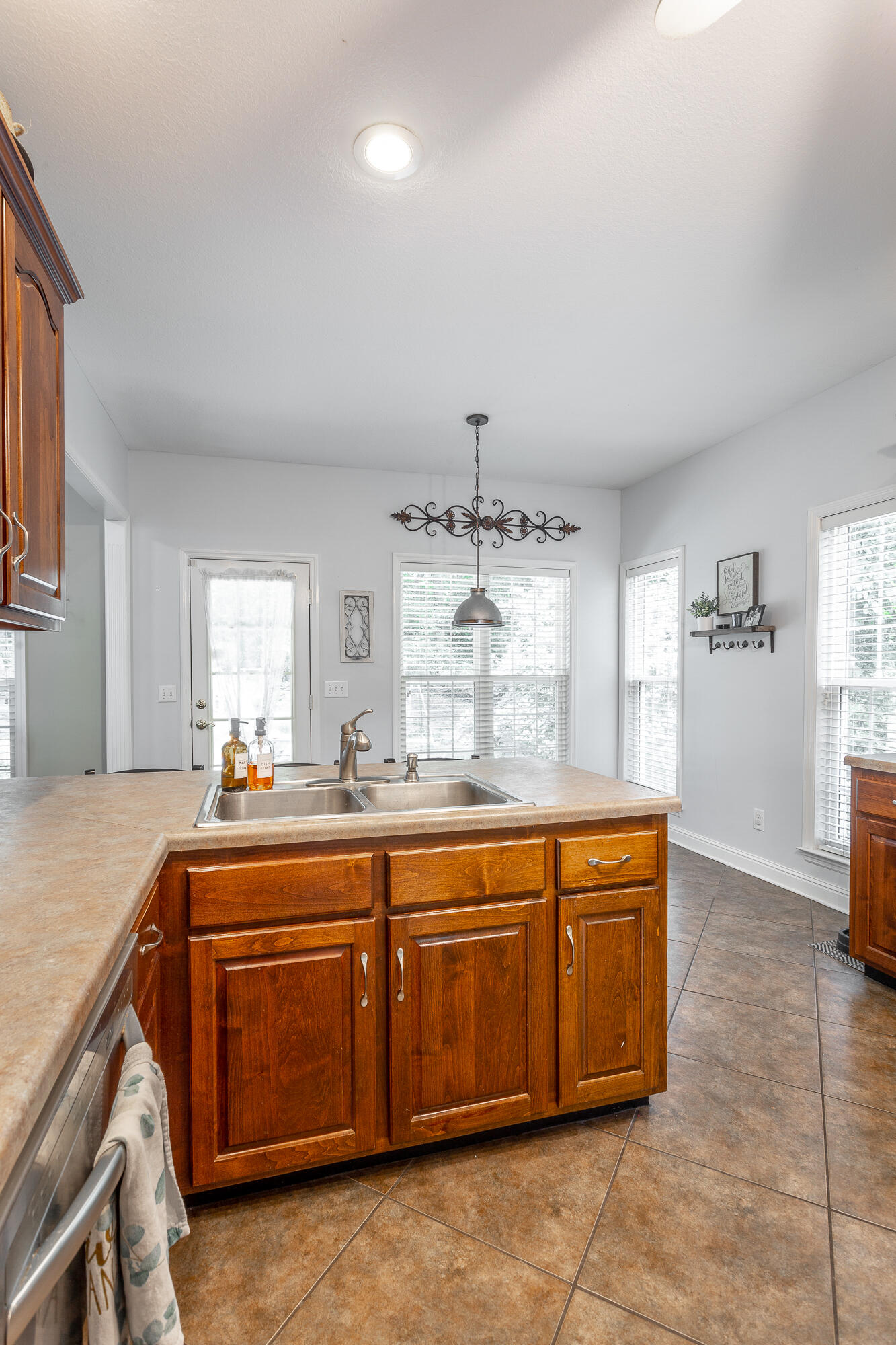 2415 Haven Cove Lane