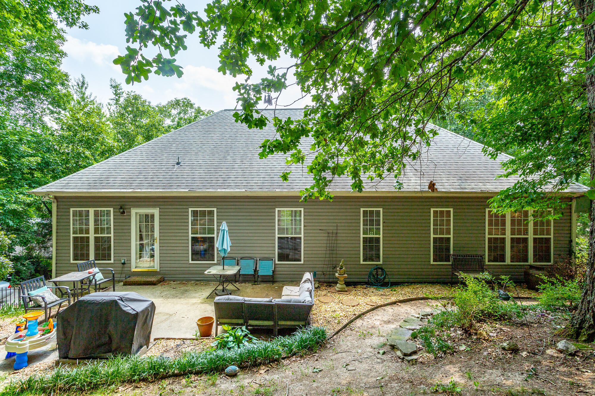 2415 Haven Cove Lane