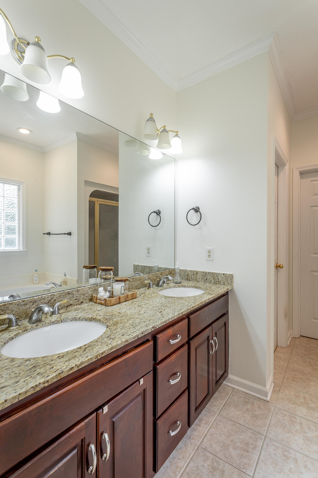 2415 Haven Cove Lane
