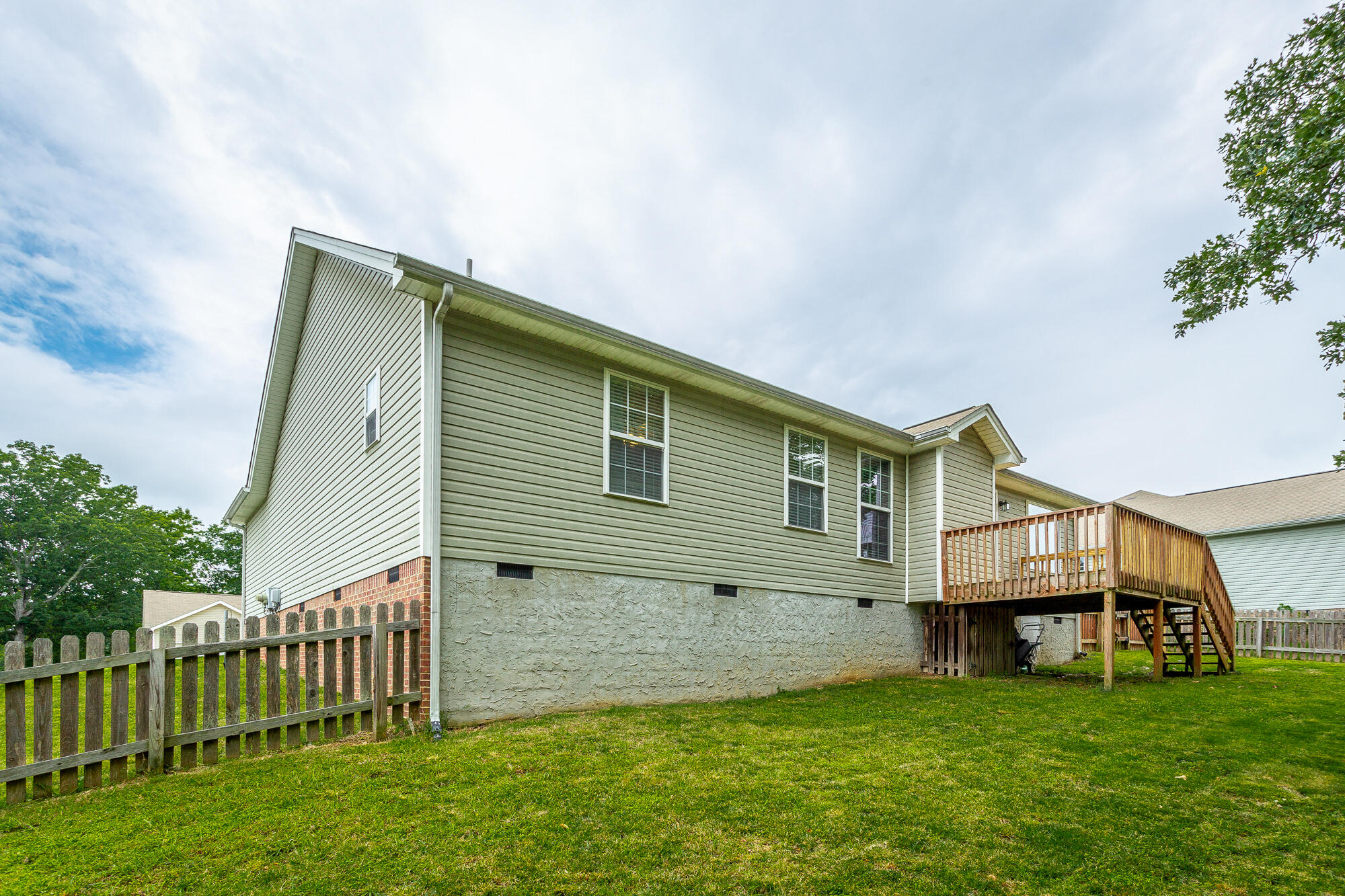 1836 Coffee Tree Lane