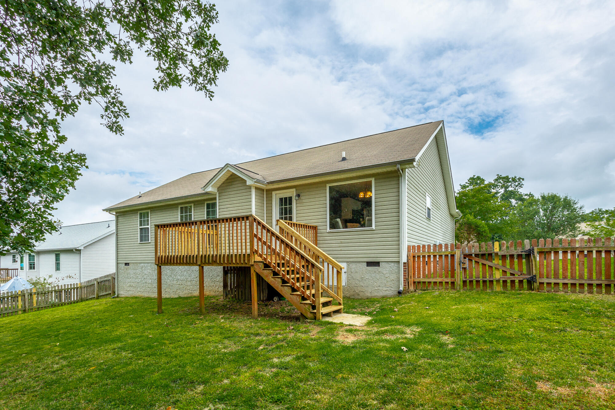 1836 Coffee Tree Lane