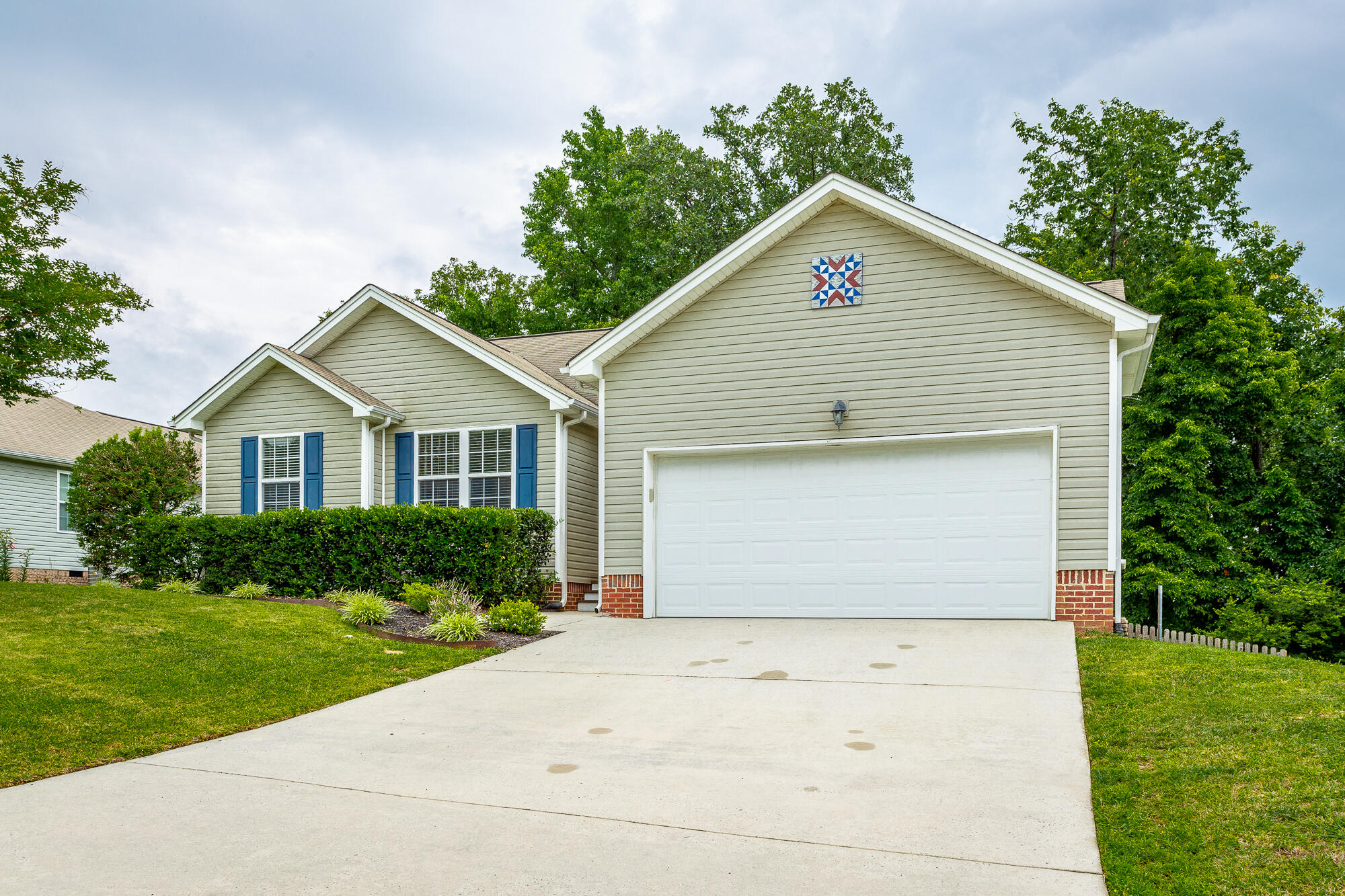 1836 Coffee Tree Lane