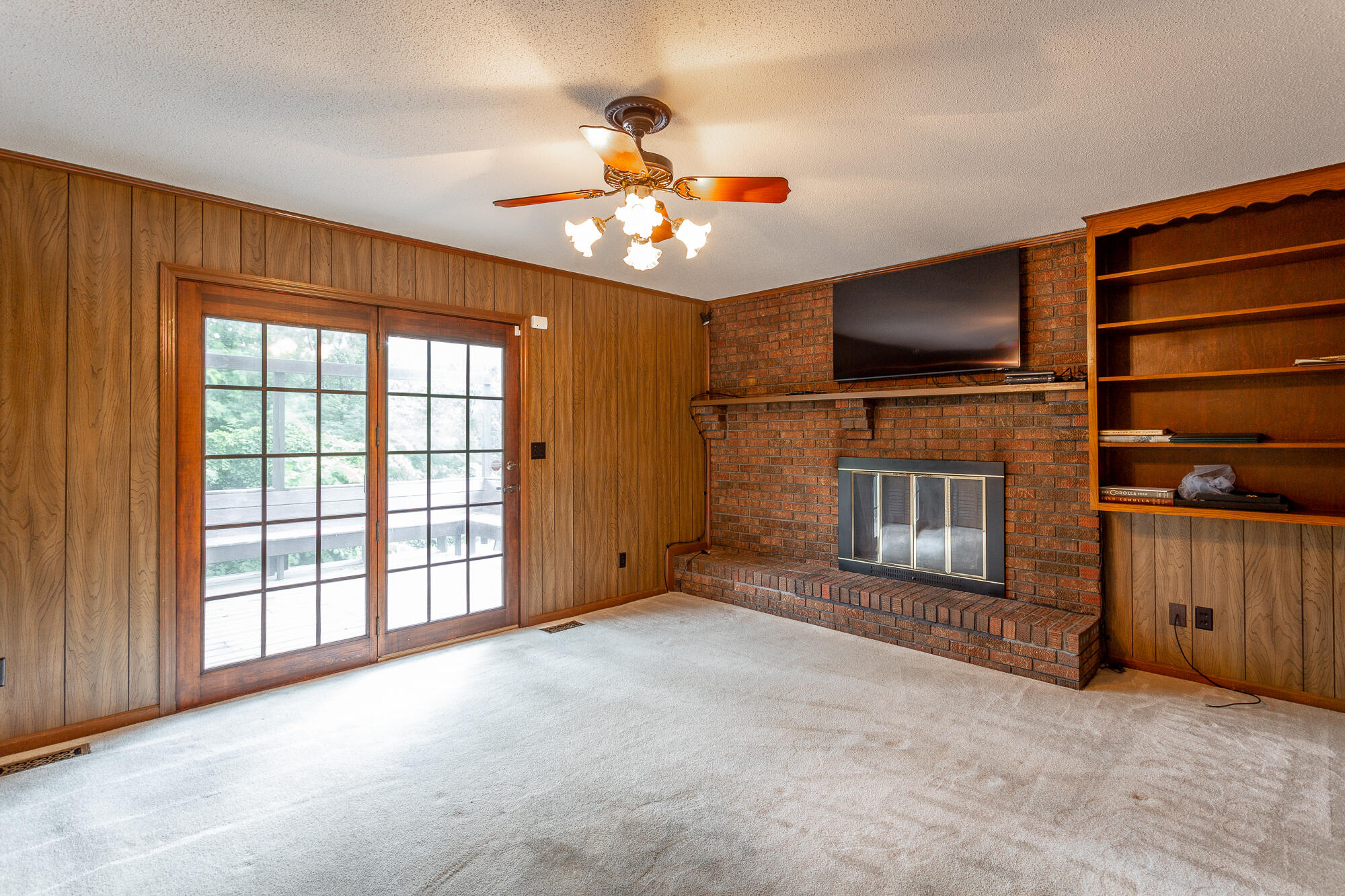 613 Timber Ridge Drive
