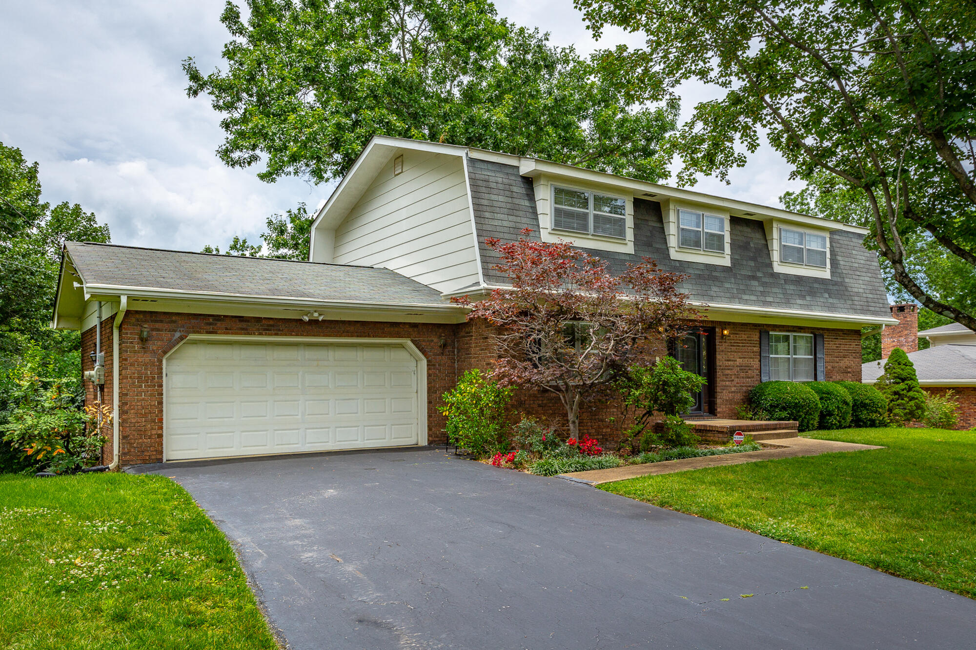 613 Timber Ridge Drive