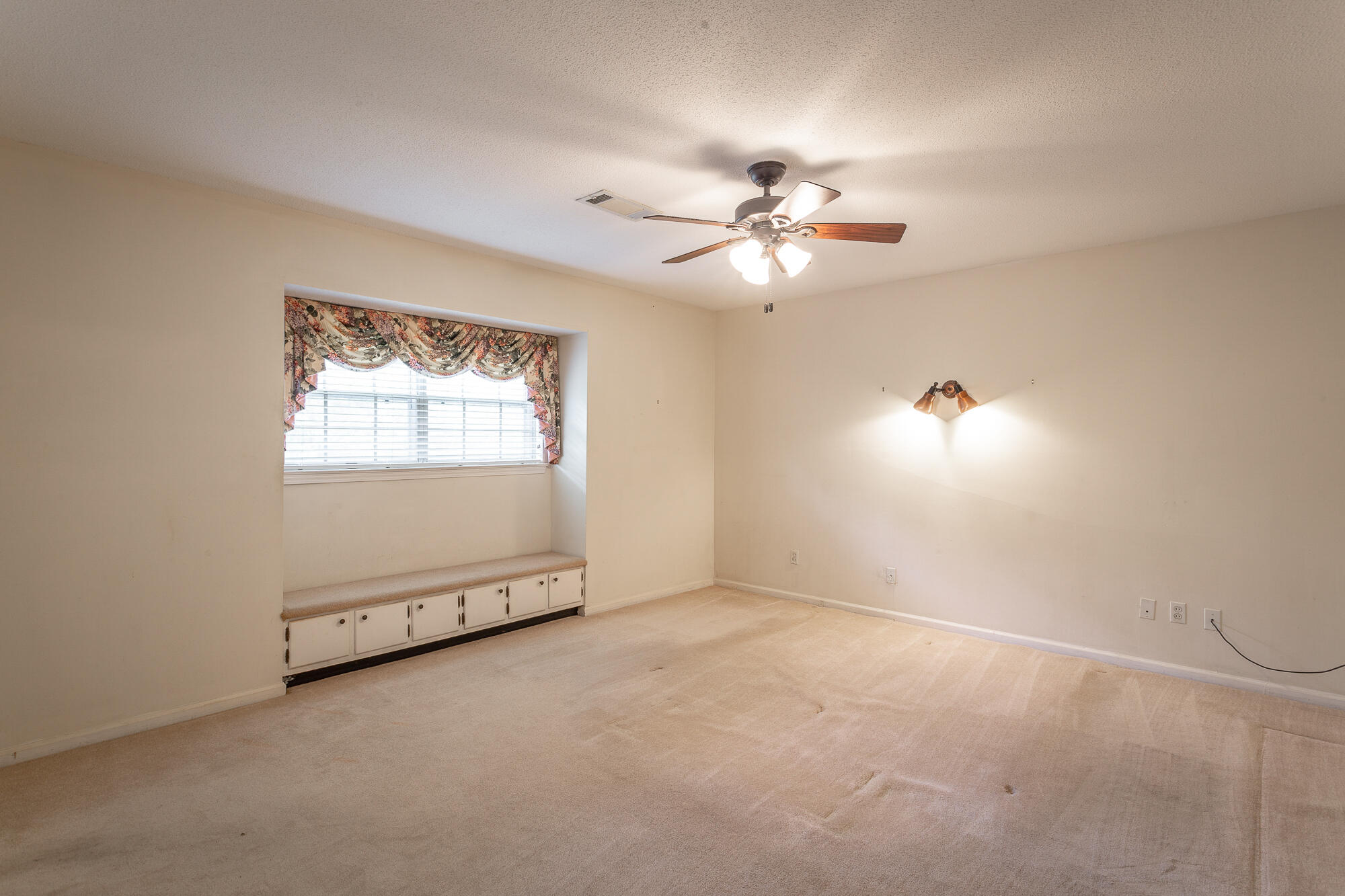 613 Timber Ridge Drive