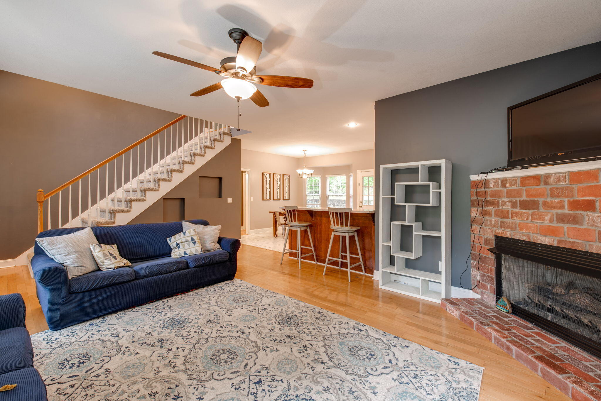 6506 Harbor View Drive
