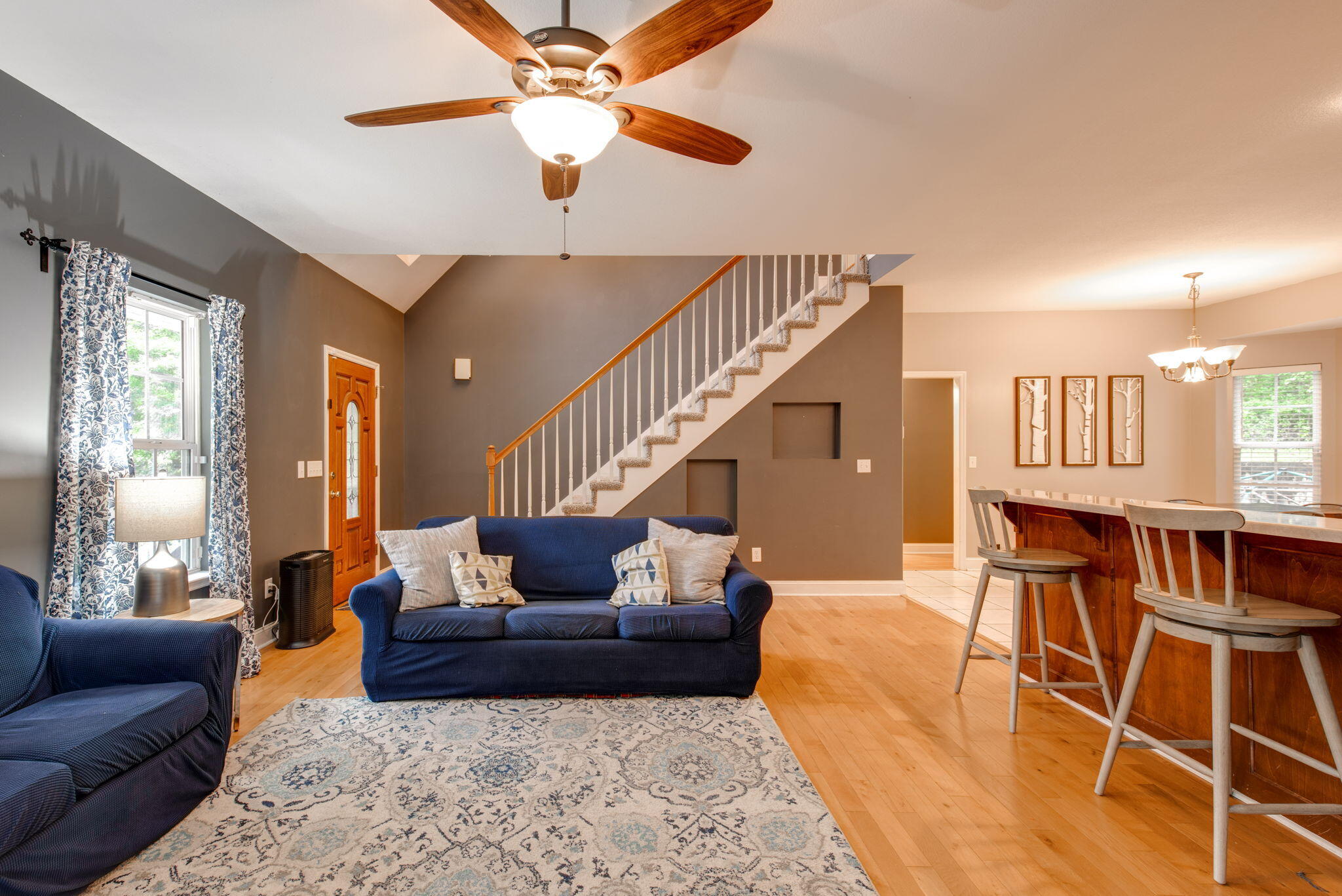 6506 Harbor View Drive