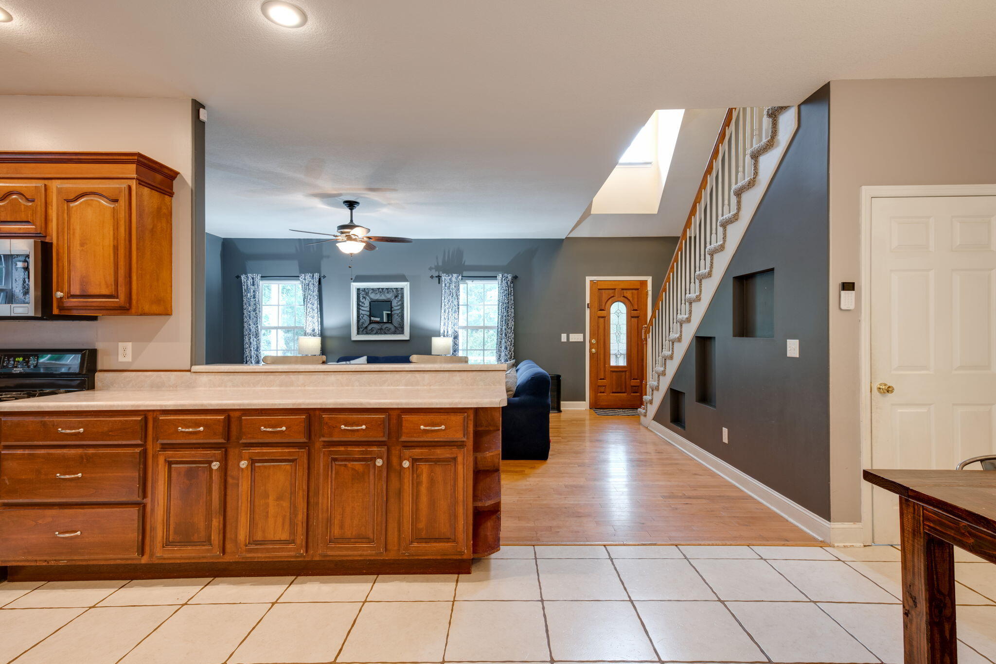 6506 Harbor View Drive