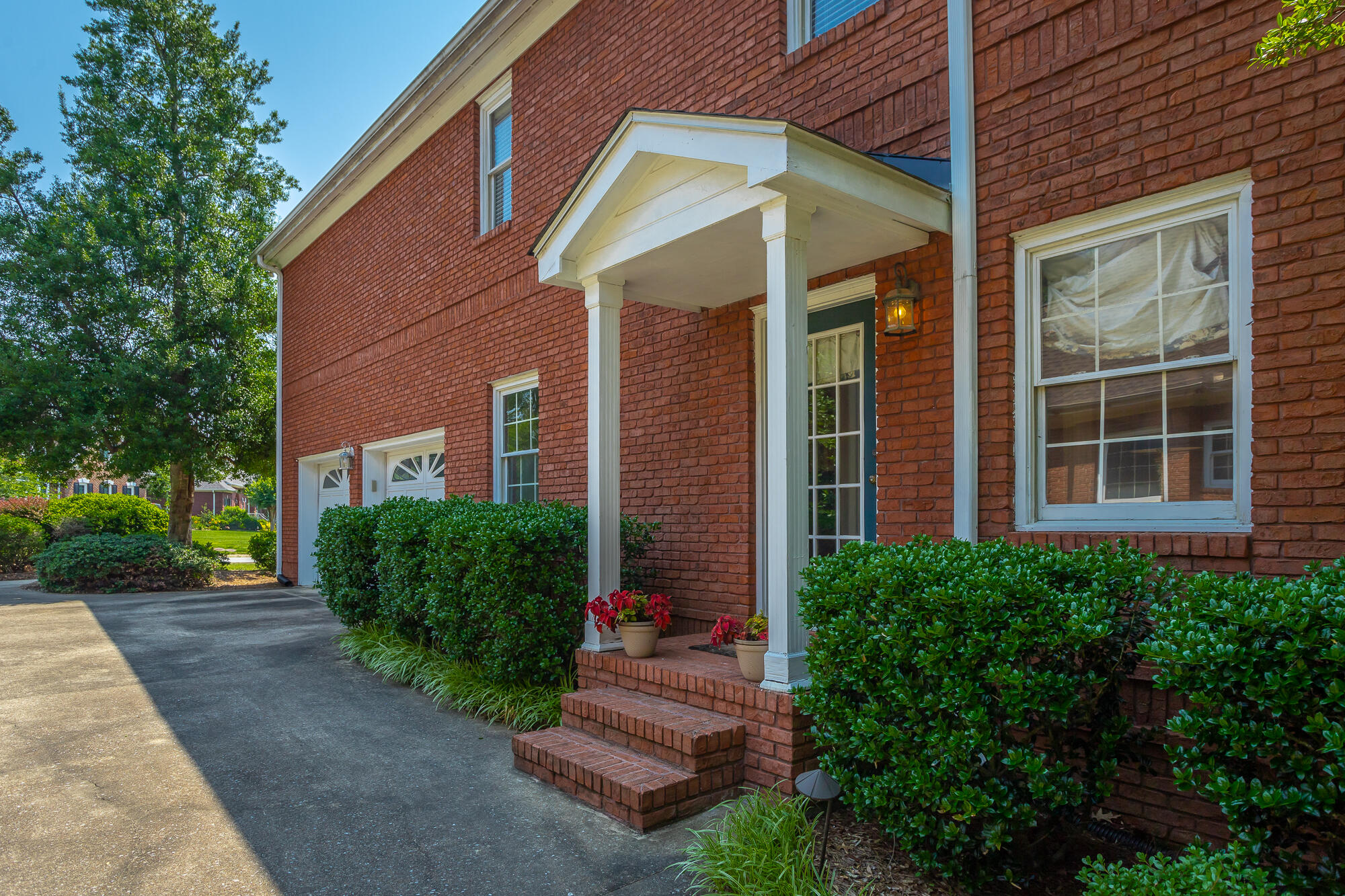 1608 Ramsgate Parkway