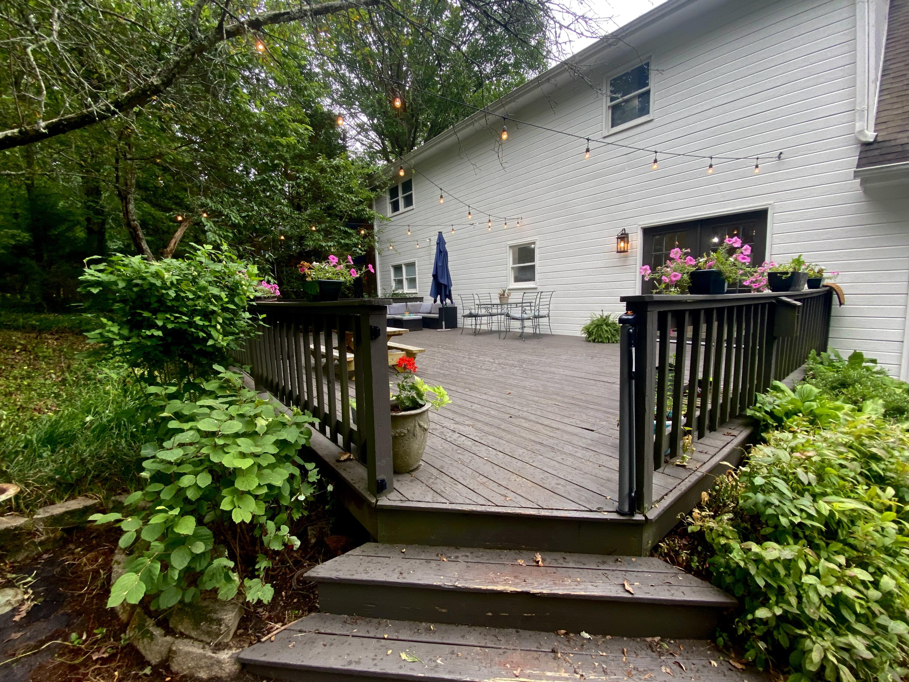 918 Autumn Way Lane