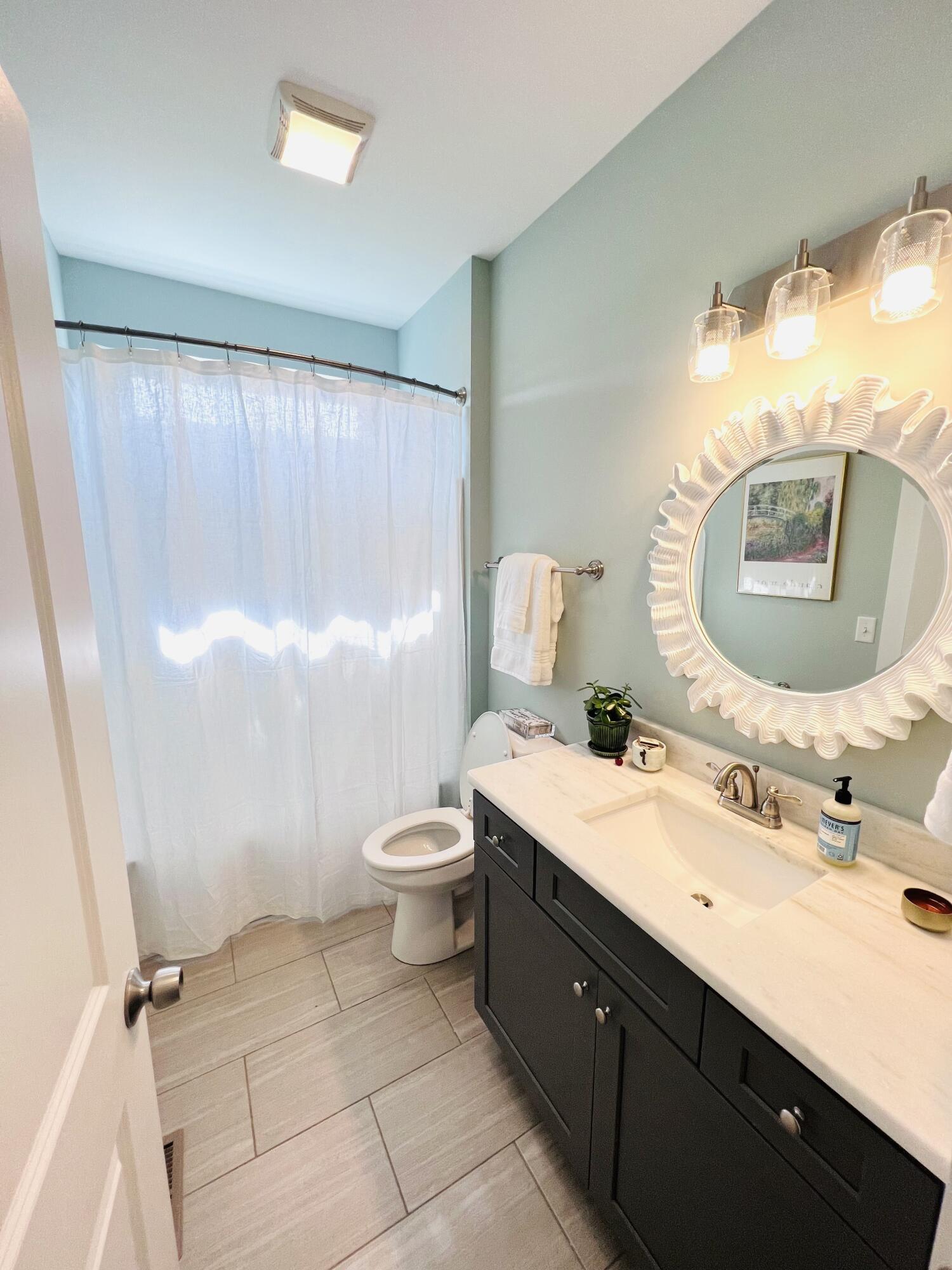 4334 Comet Trail